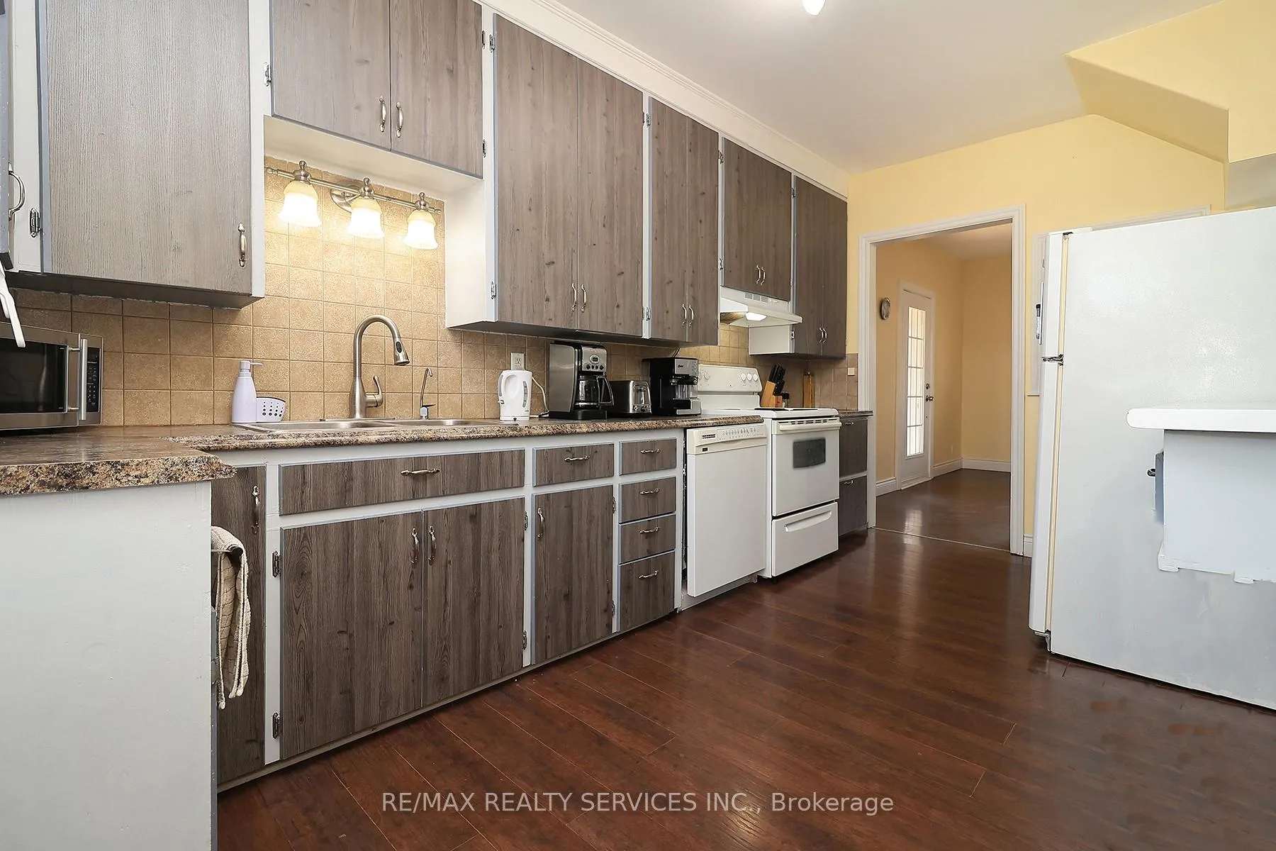 Photo 6 of 240 Freelton Road, Hamilton, Freelton — HOMEH
