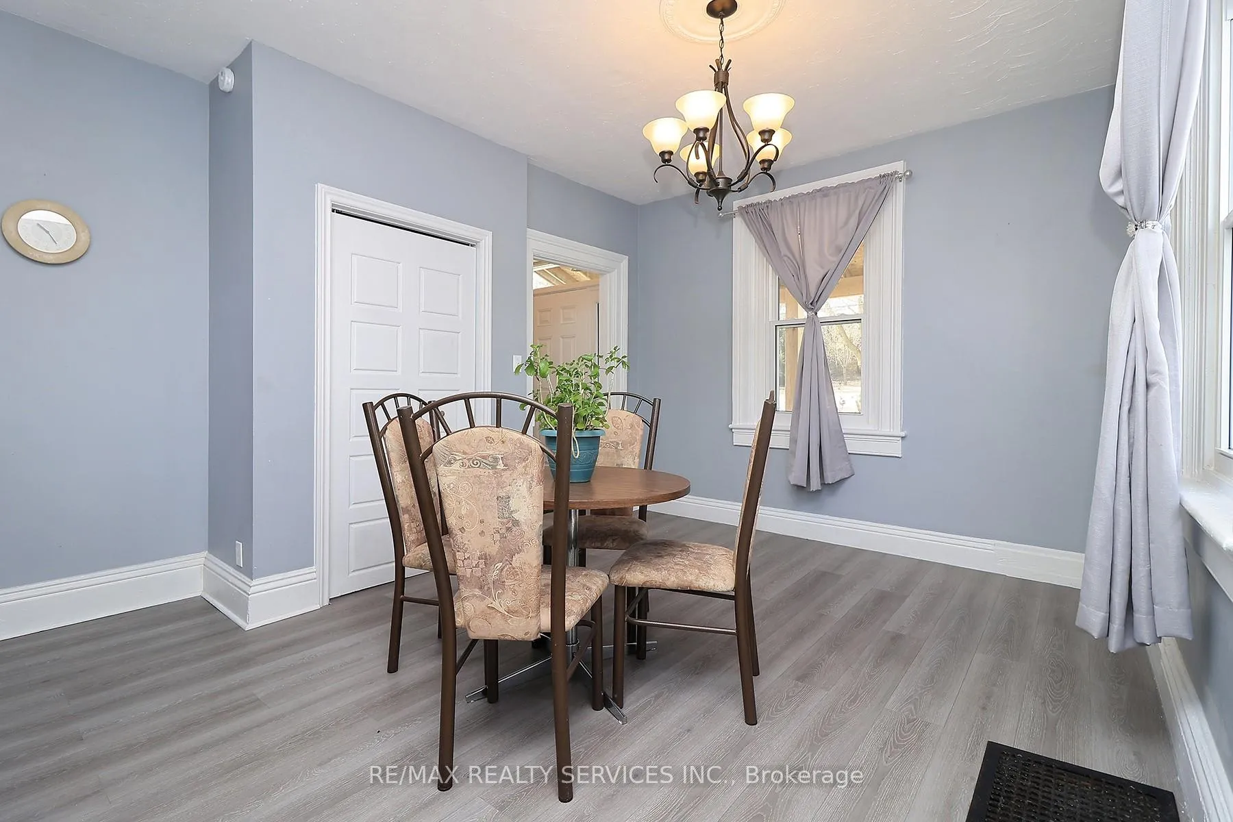 Photo 9 of 240 Freelton Road, Hamilton, Freelton — HOMEH
