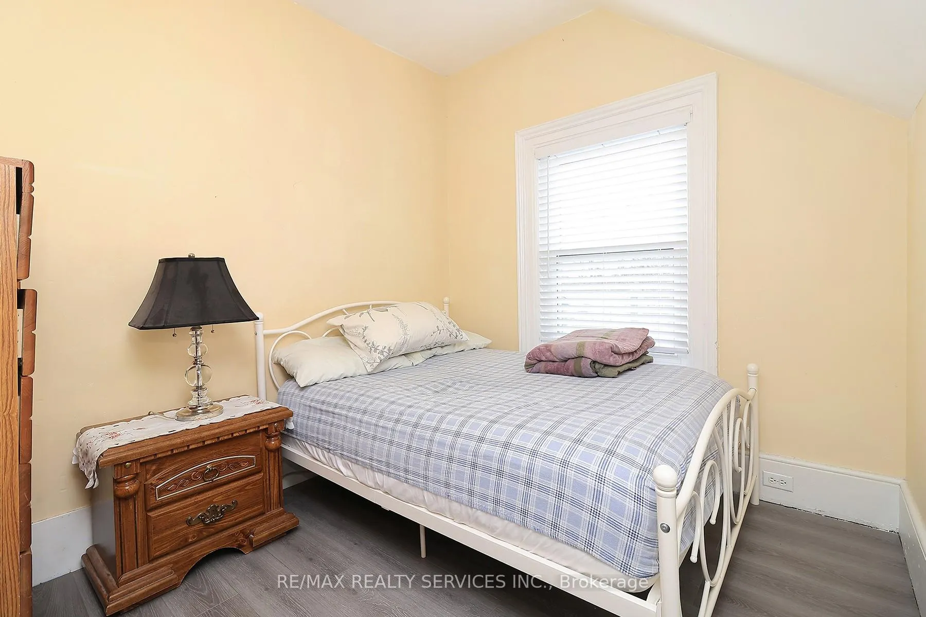 Photo 15 of 240 Freelton Road, Hamilton, Freelton — HOMEH