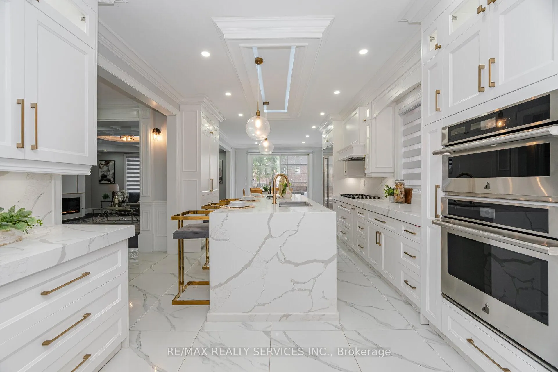 Photo 6 of 19 Richland Crescent, Brampton, Vales of Castlemore — HOMEH