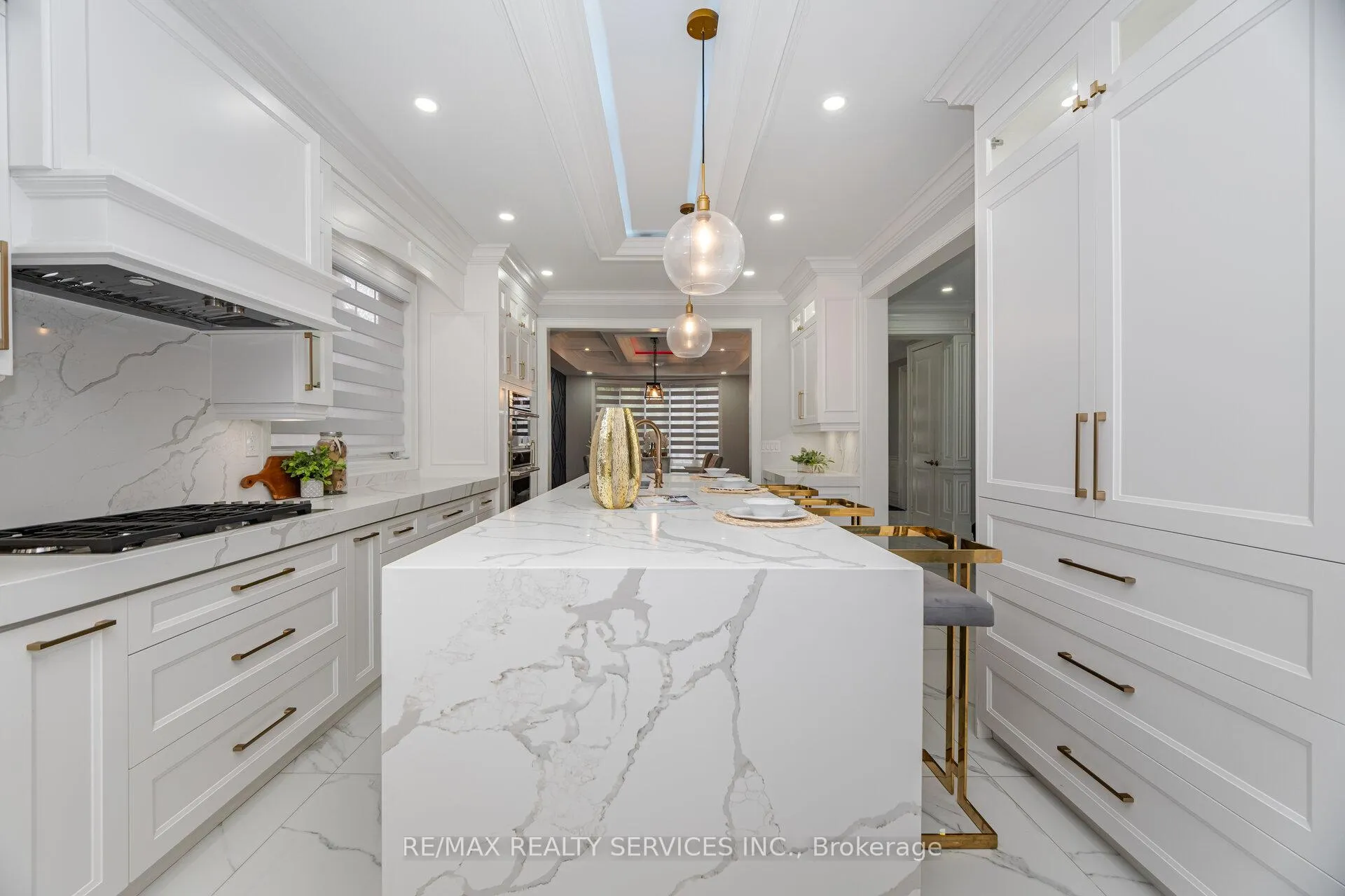 Photo 9 of 19 Richland Crescent, Brampton, Vales of Castlemore — HOMEH