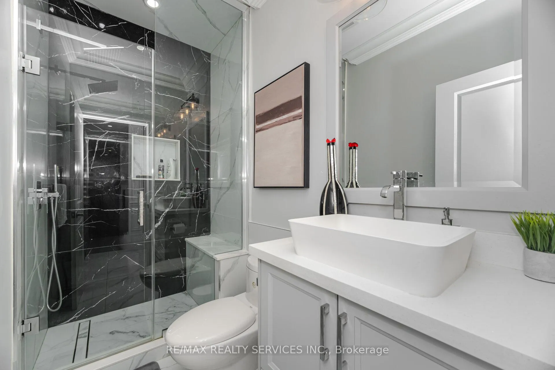Photo 19 of 19 Richland Crescent, Brampton, Vales of Castlemore — HOMEH