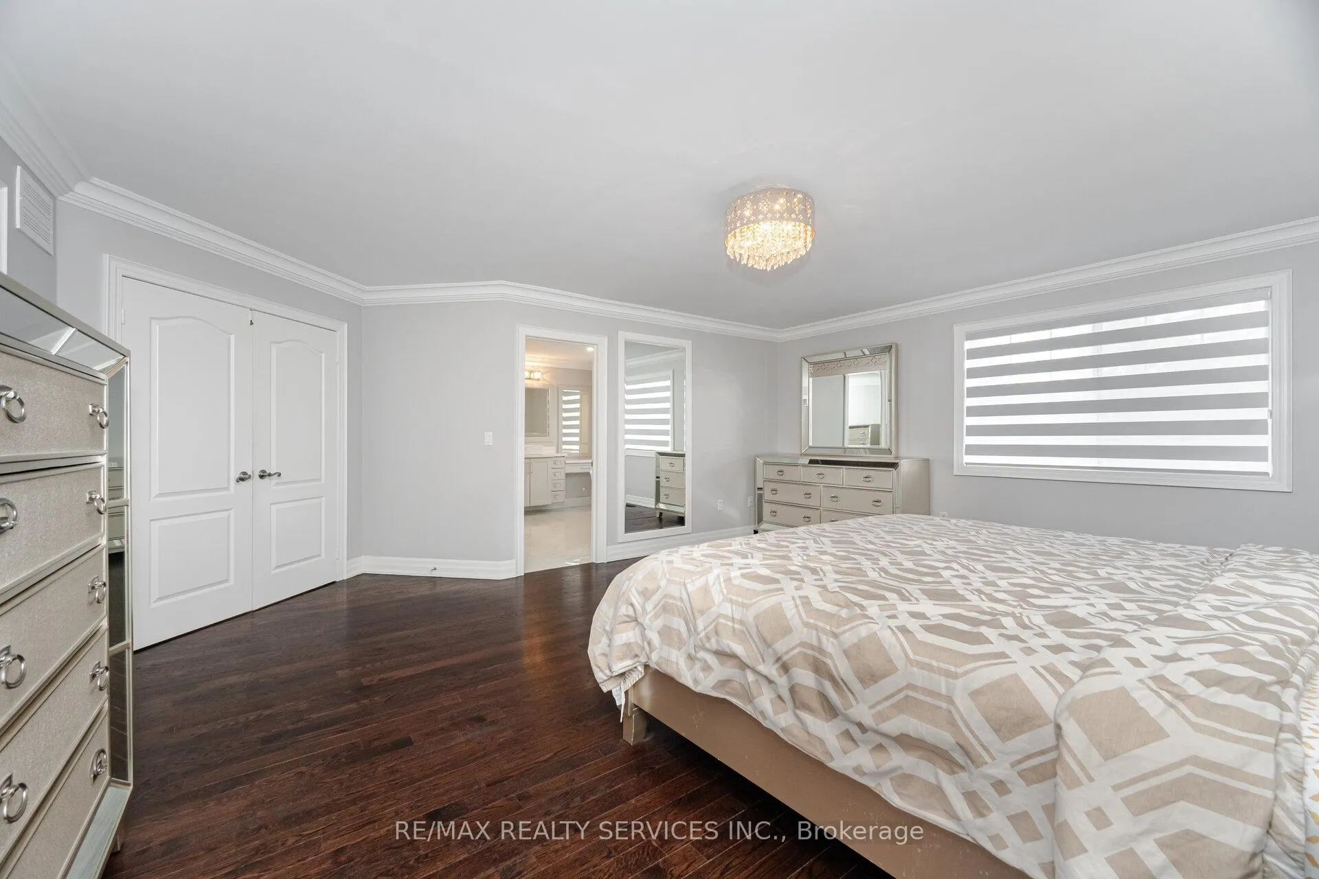 Photo 25 of 19 Richland Crescent, Brampton, Vales of Castlemore — HOMEH