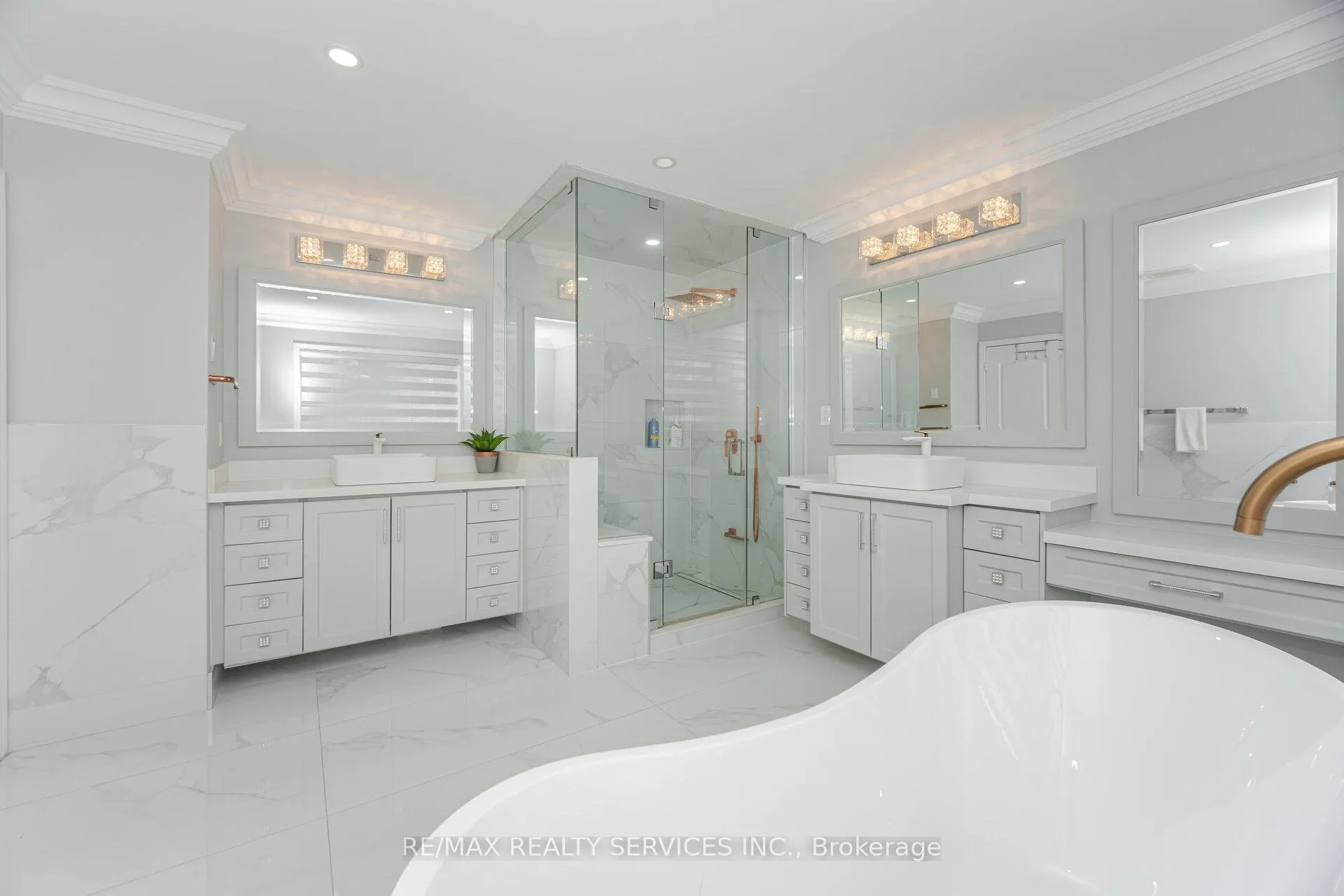 Photo 27 of 19 Richland Crescent, Brampton, Vales of Castlemore — HOMEH