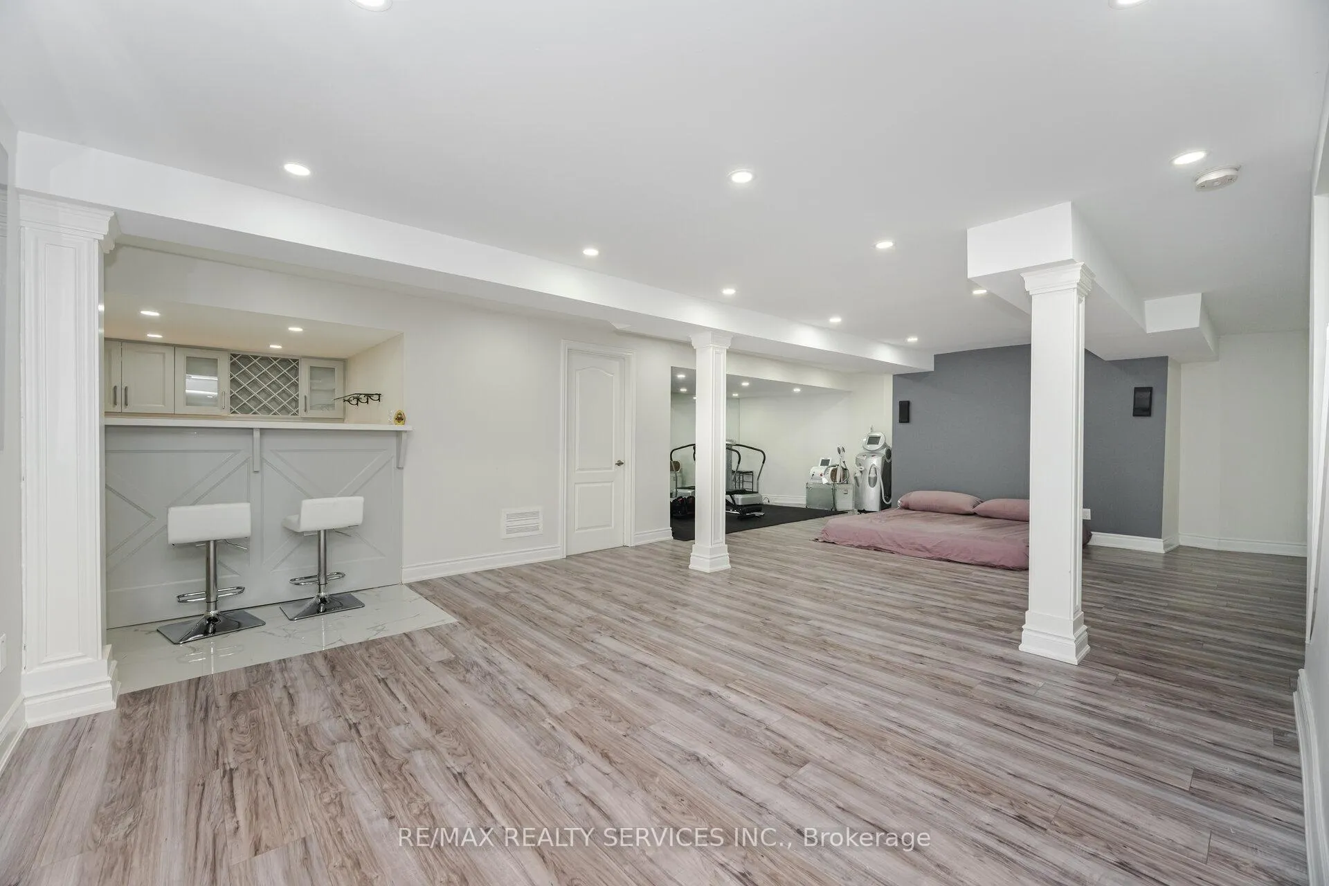 Photo 38 of 19 Richland Crescent, Brampton, Vales of Castlemore — HOMEH
