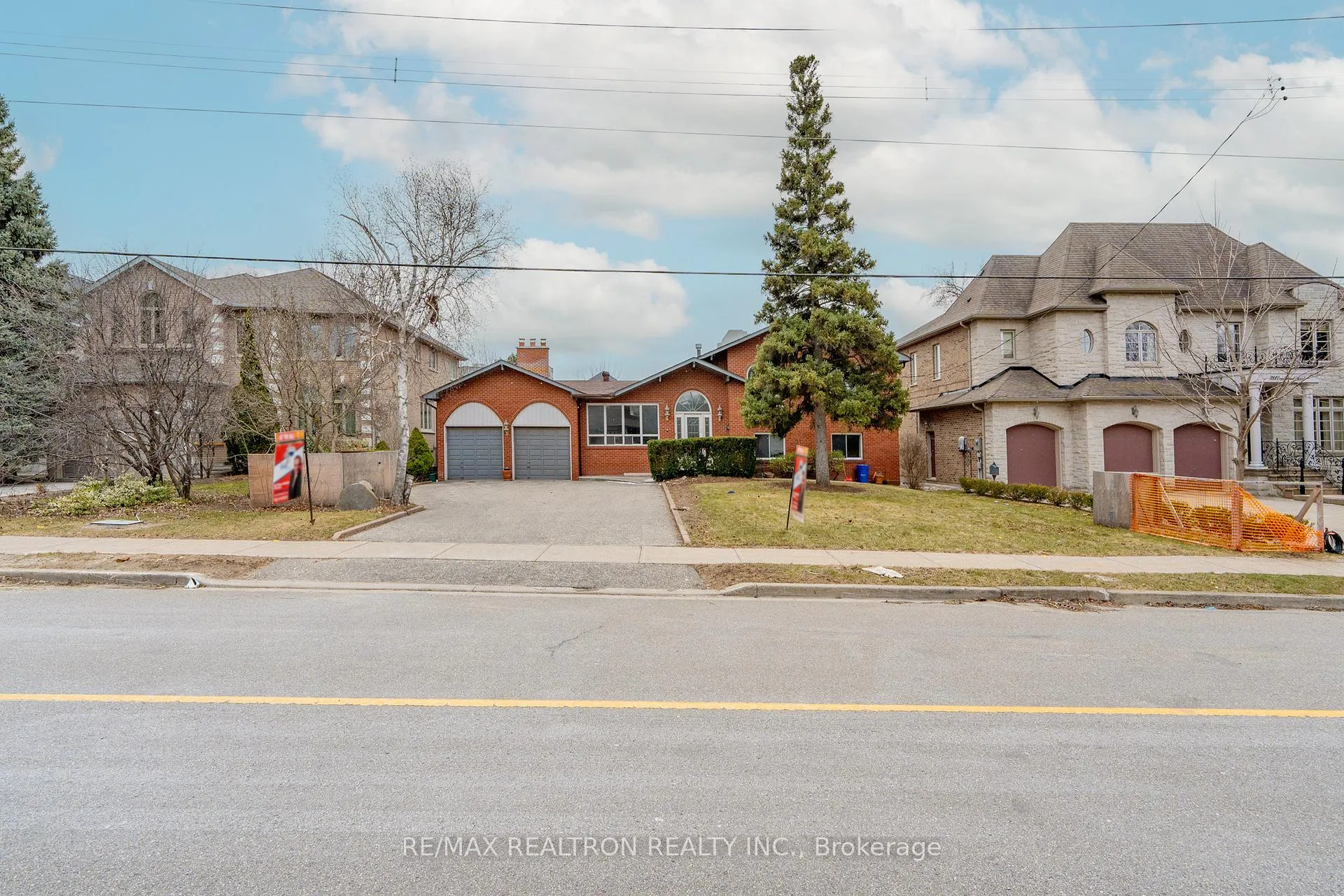 Front of 209 Crestwood Road