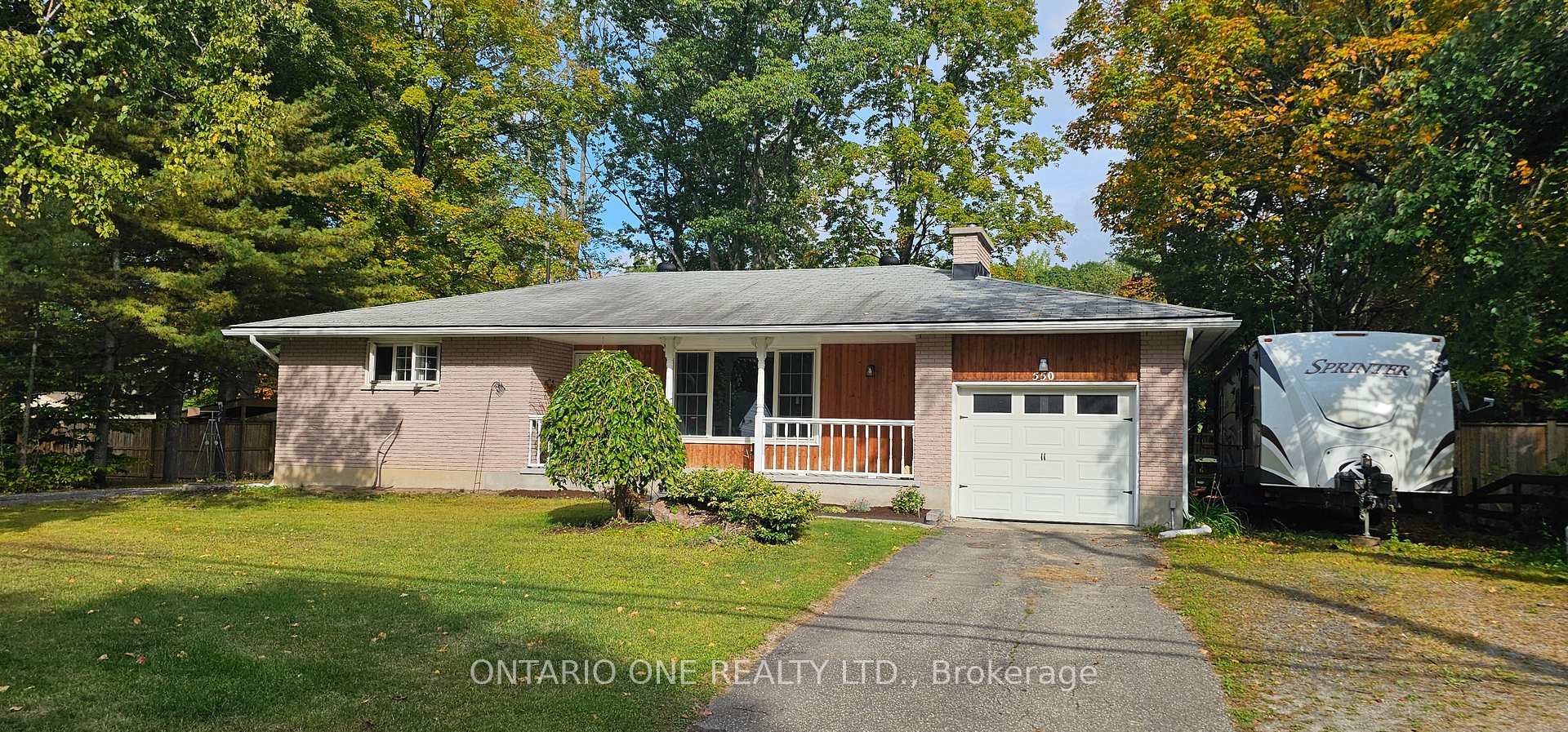 Photo 2 of 550 Muskoka Beach Road, Gravenhurst, Muskoka (S) — HOMEH