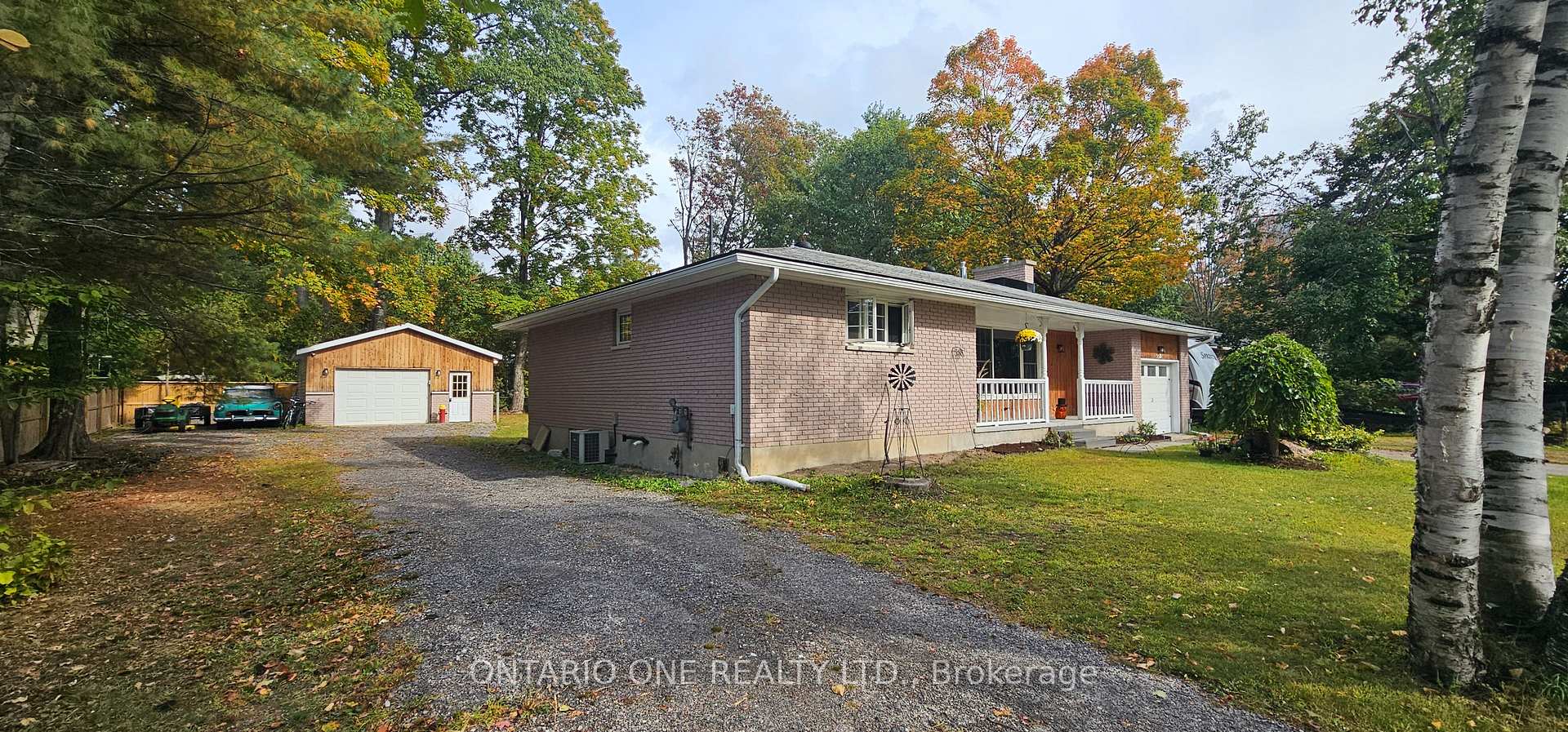 Photo 12 of 550 Muskoka Beach Road, Gravenhurst, Muskoka (S) — HOMEH