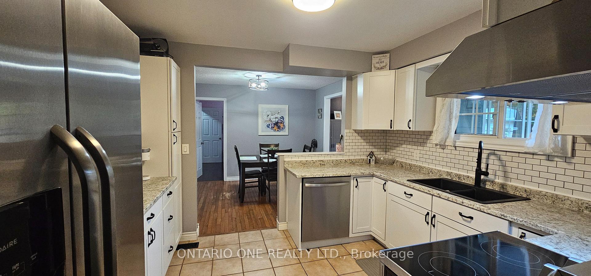 Photo 19 of 550 Muskoka Beach Road, Gravenhurst, Muskoka (S) — HOMEH
