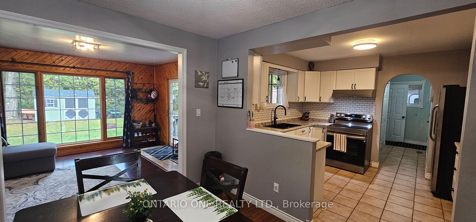 Photo 21 of 550 Muskoka Beach Road, Gravenhurst, Muskoka (S) — HOMEH