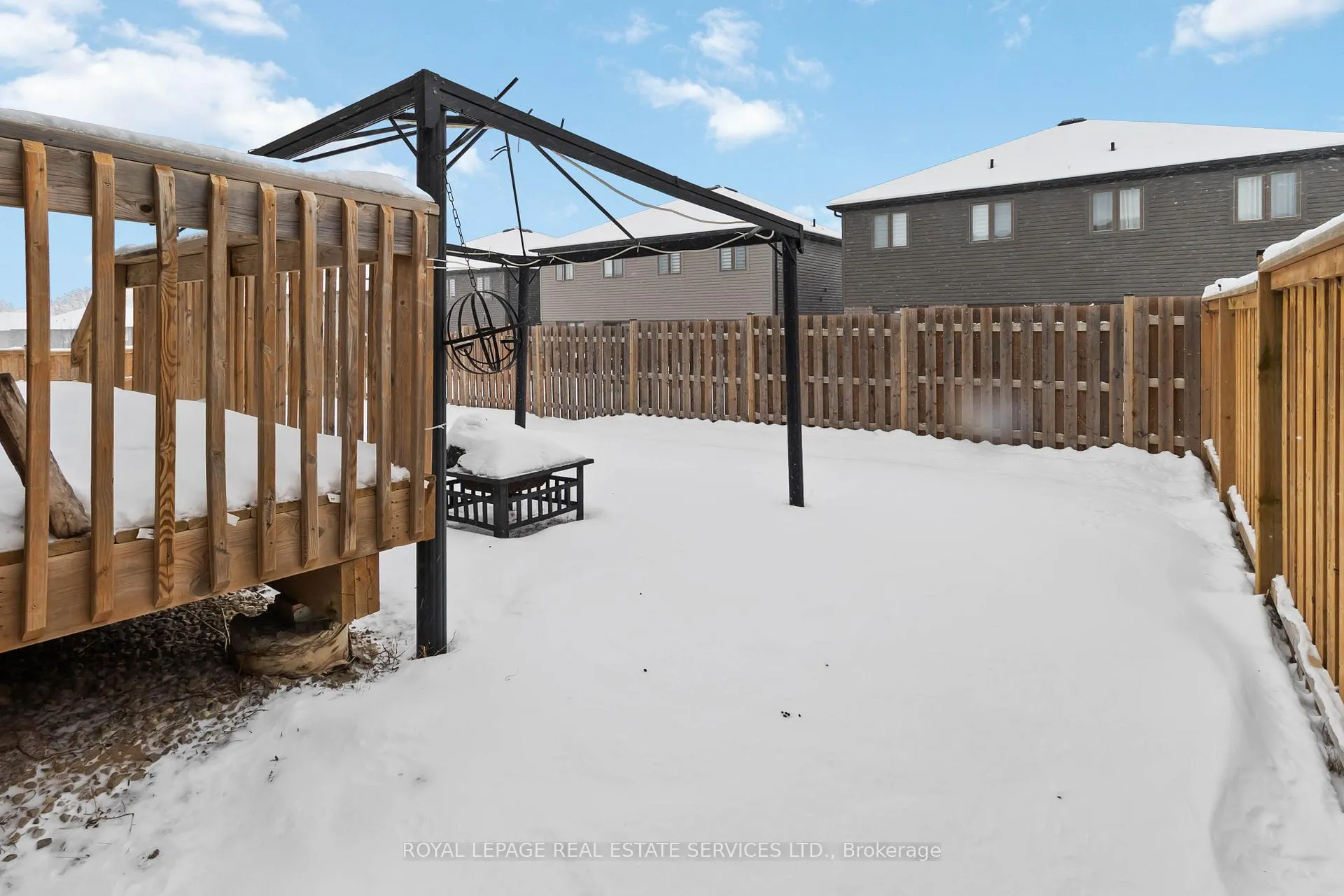 Photo 7 of 19 McGovern Lane, Brant, Paris — HOMEH