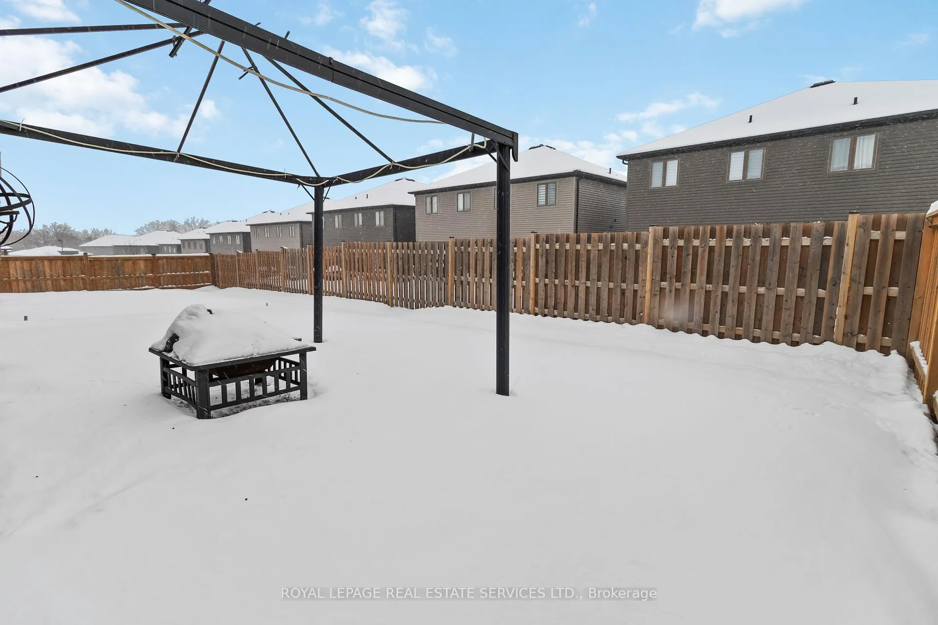 Photo 8 of 19 McGovern Lane, Brant, Paris — HOMEH