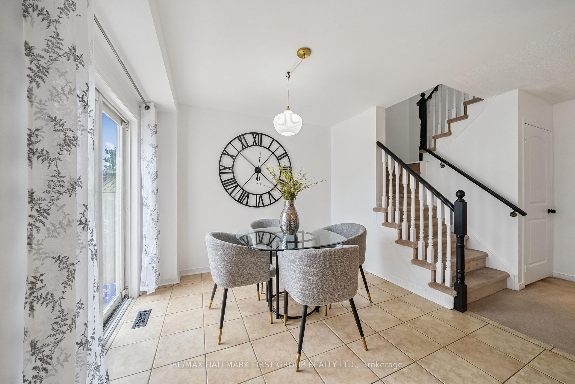 Photo 13 of 35 Allworth Crescent, Clarington, Bowmanville — HOMEH