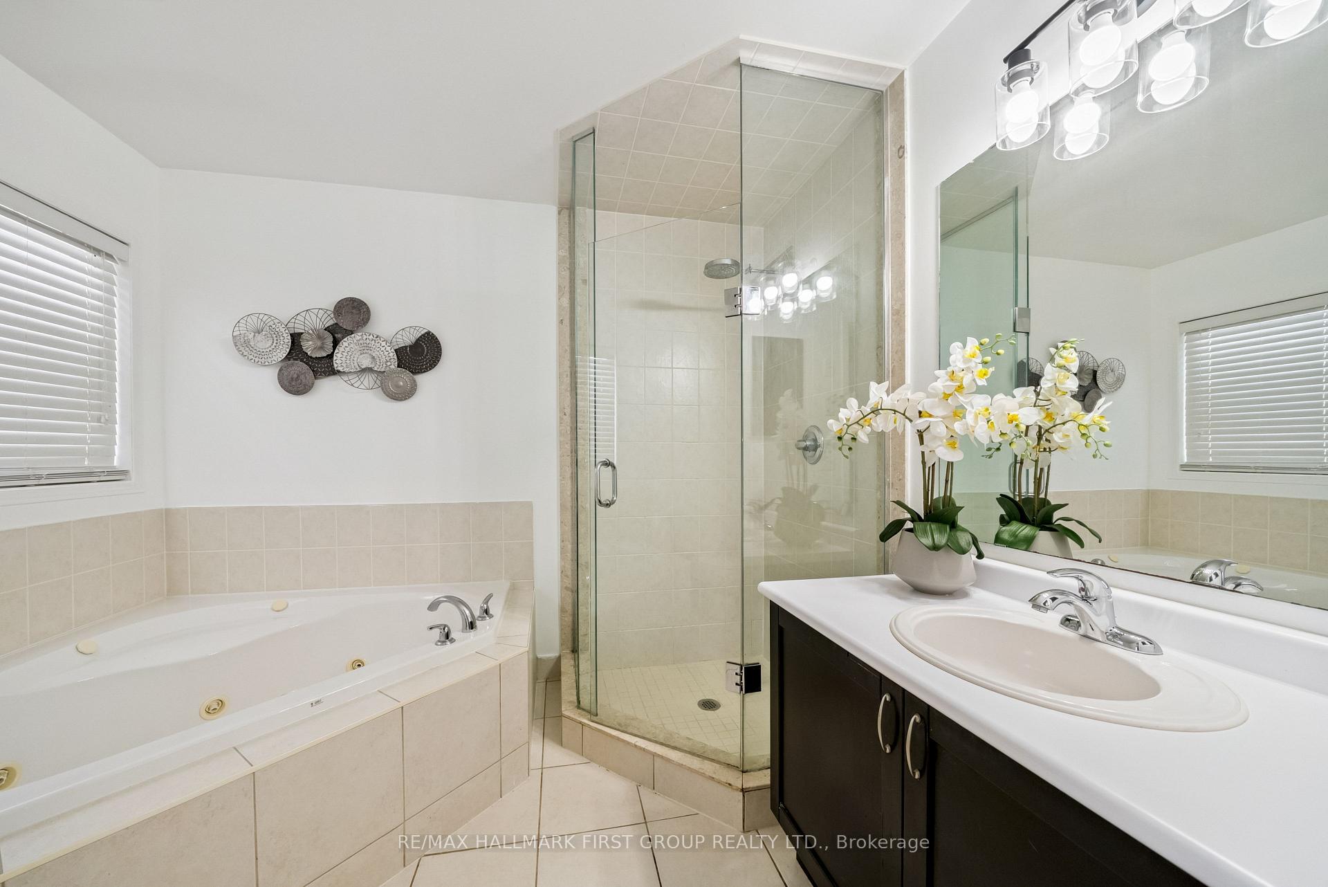 Photo 25 of 35 Allworth Crescent, Clarington, Bowmanville — HOMEH