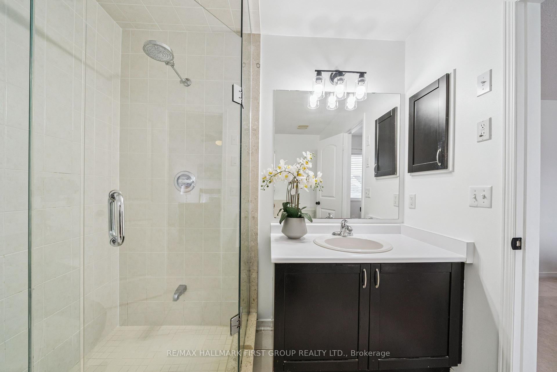 Photo 26 of 35 Allworth Crescent, Clarington, Bowmanville — HOMEH