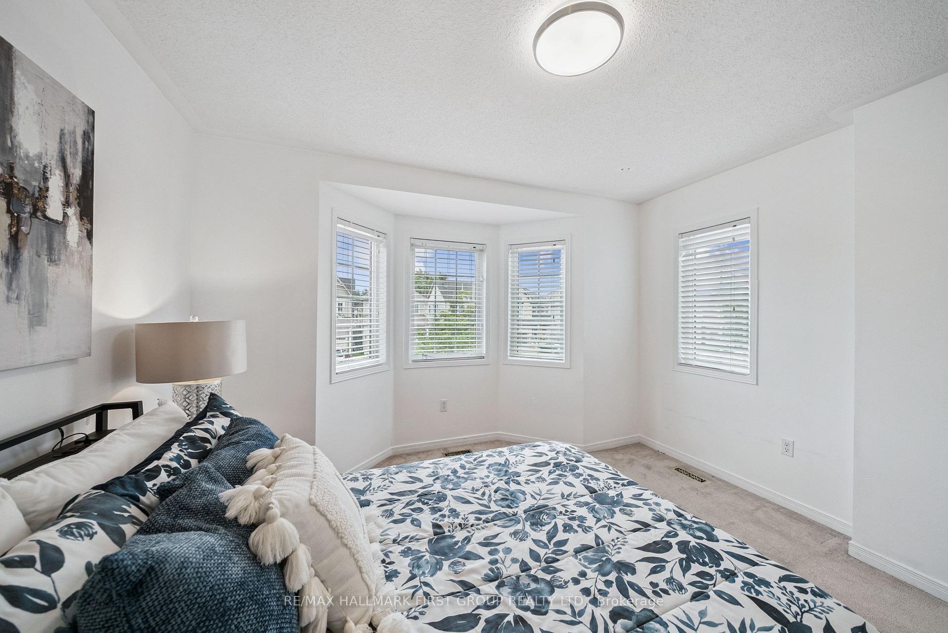 Photo 29 of 35 Allworth Crescent, Clarington, Bowmanville — HOMEH