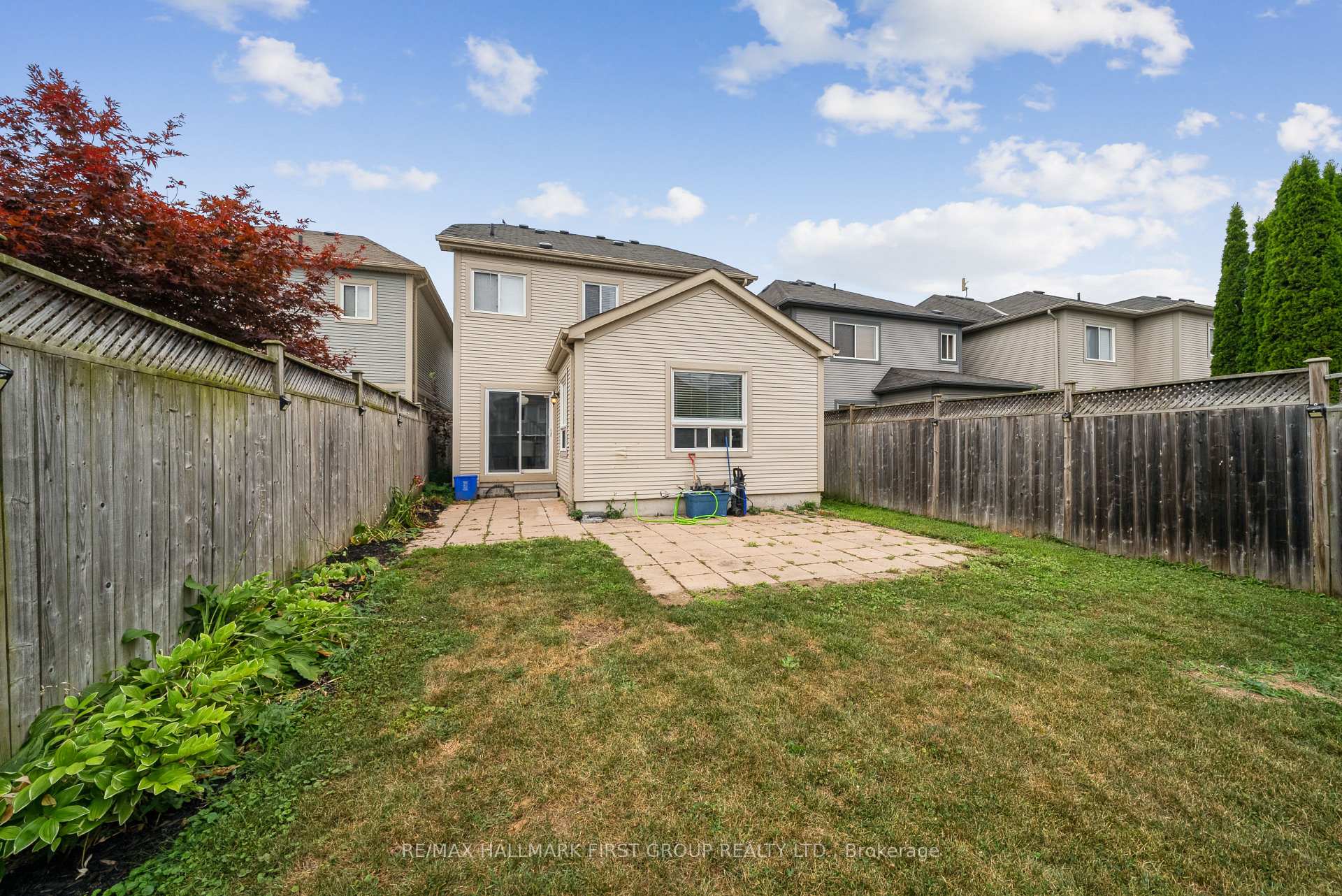 Photo 33 of 35 Allworth Crescent, Clarington, Bowmanville — HOMEH