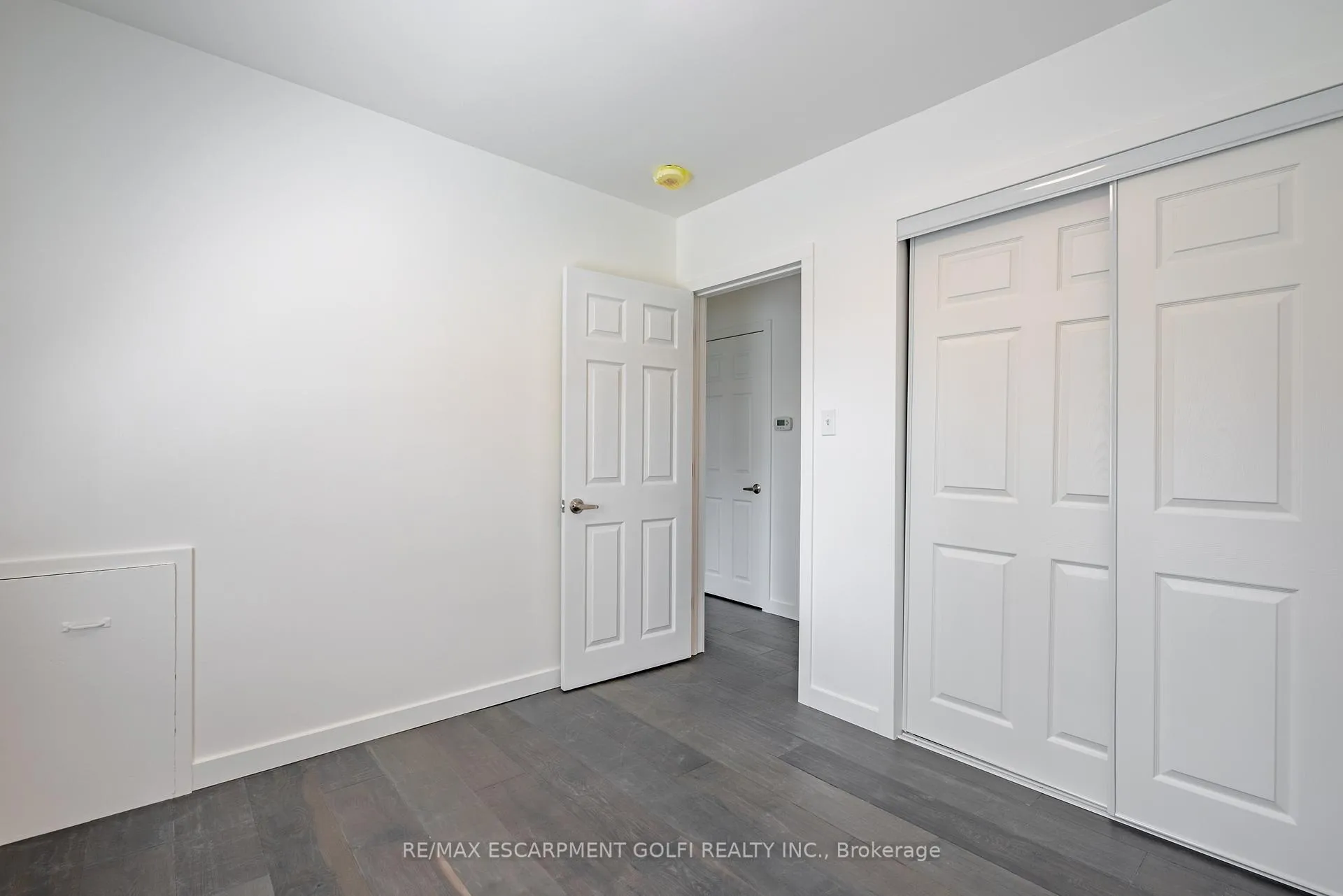 Photo 12 of 423 Upper Ottawa Street, Hamilton, Sherwood — HOMEH