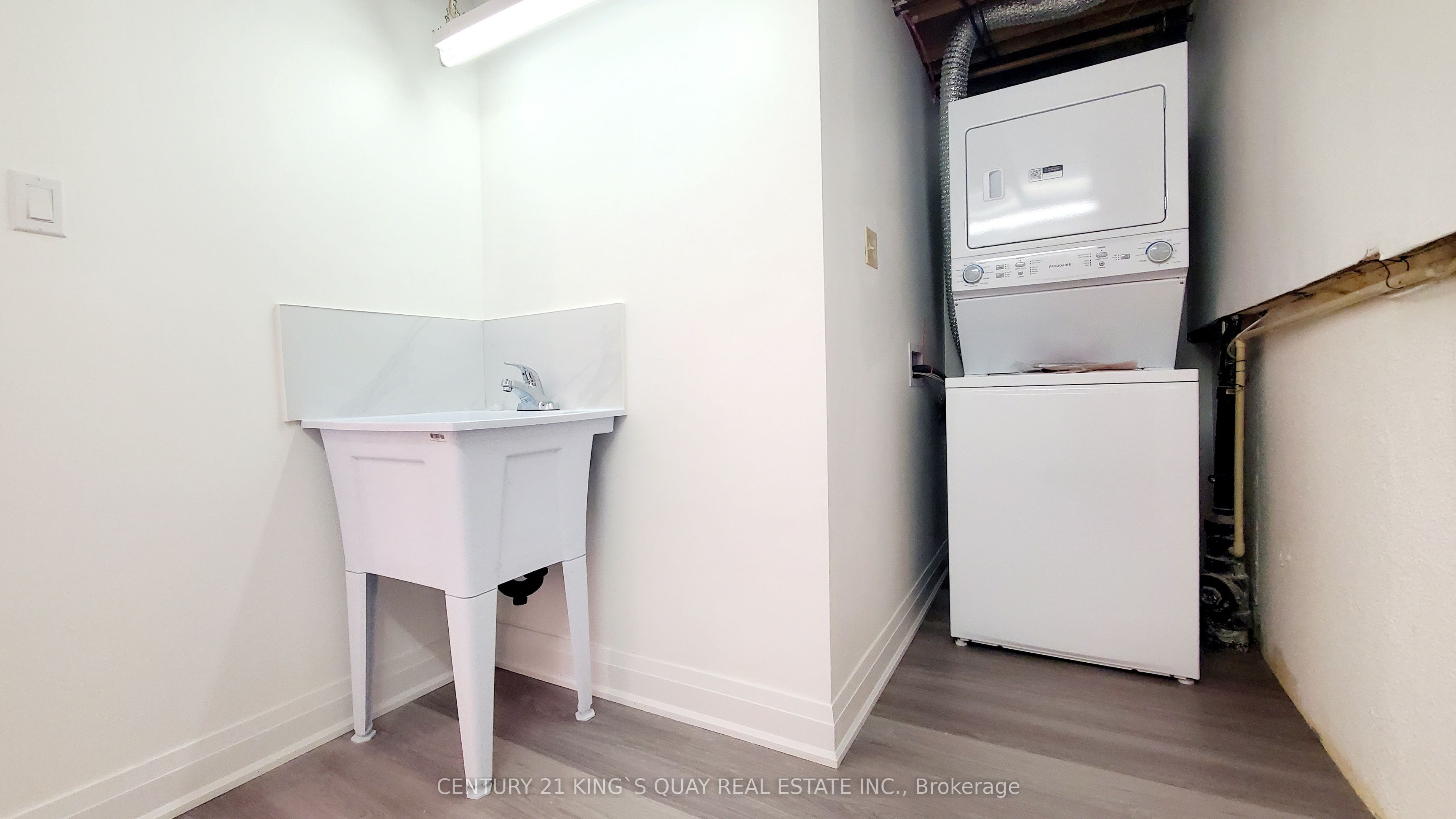 Photo 14 of 382 Raymerville Drive, Markham, Raymerville — HOMEH