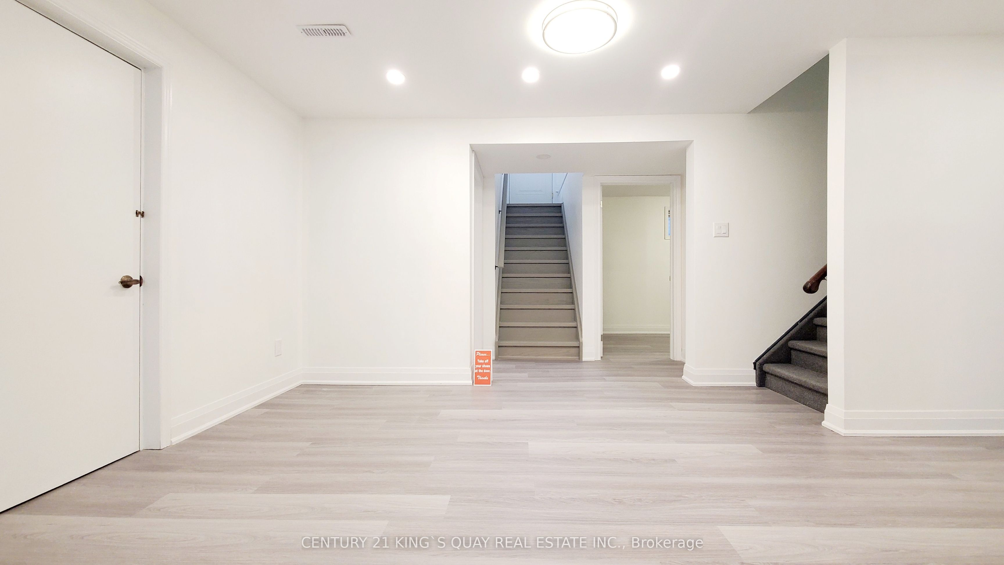 Photo 5 of 382 Raymerville Drive, Markham, Raymerville — HOMEH