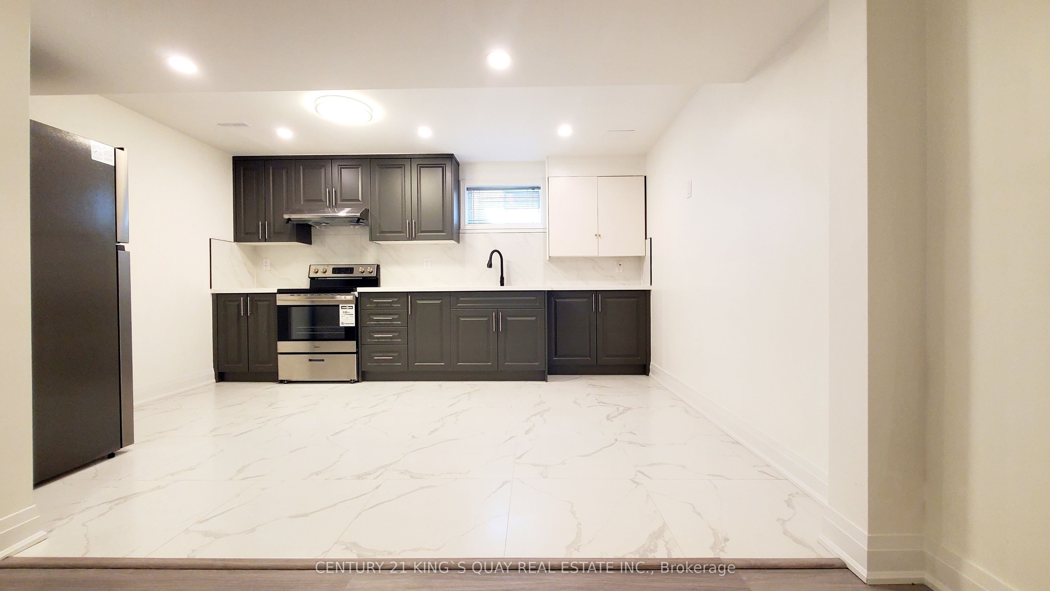 Photo 6 of 382 Raymerville Drive, Markham, Raymerville — HOMEH