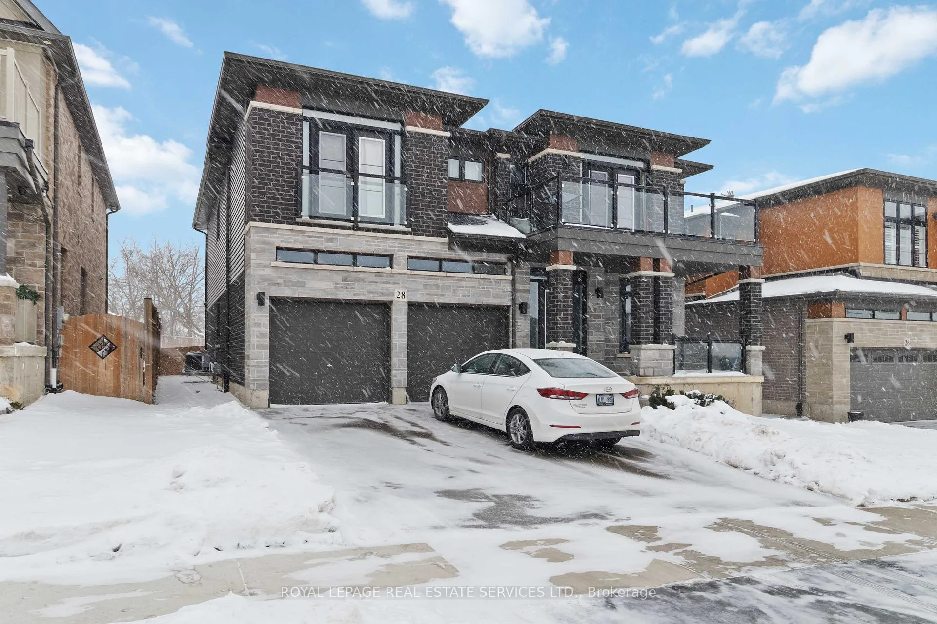 Photo 4 of 28 Lorne Card Drive, Brant, Paris — HOMEH