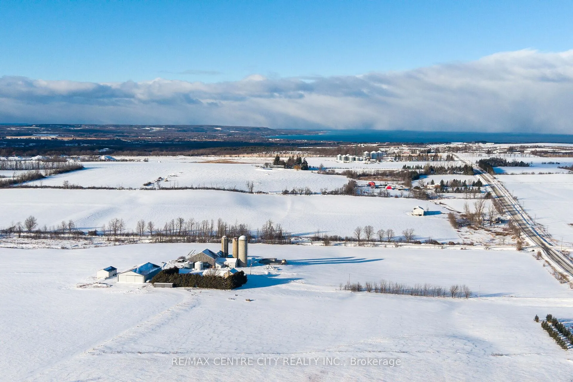 Photo 14 of 197166 Grey Road 7, Meaford — HOMEH