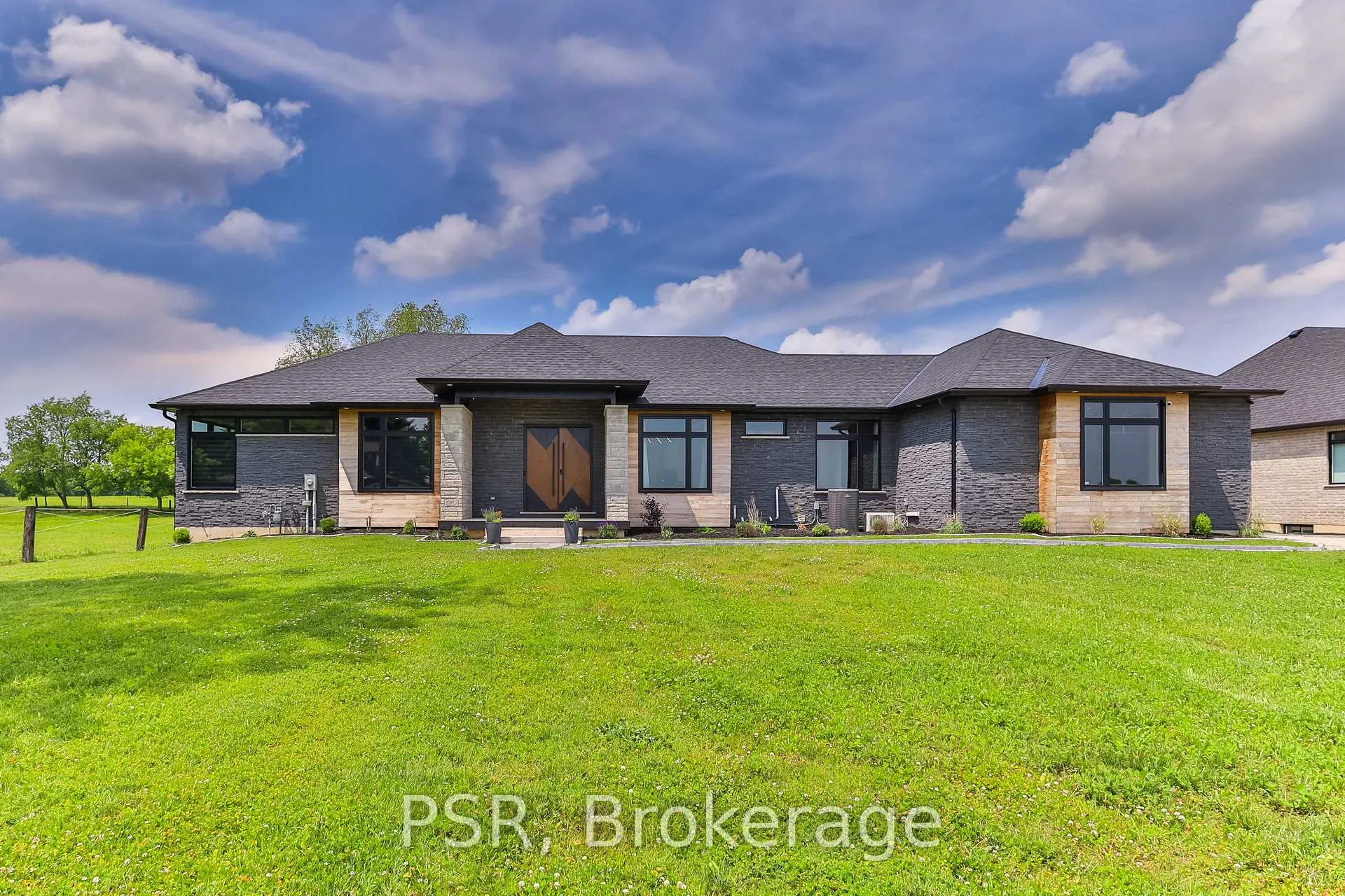 Photo 1 of 32 Sixth Concession Road, Brant, Burford — HOMEH