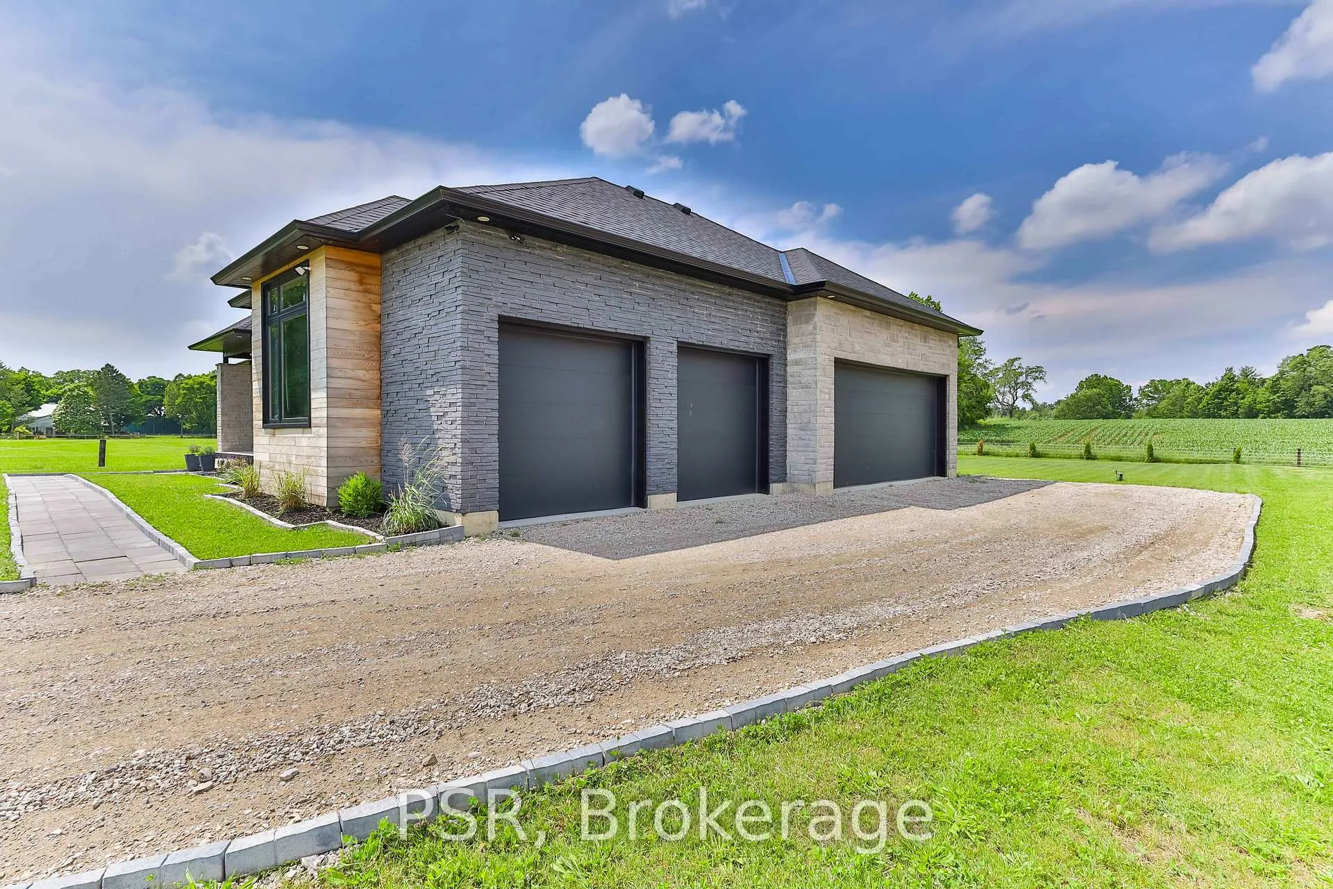 Photo 2 of 32 Sixth Concession Road, Brant, Burford — HOMEH
