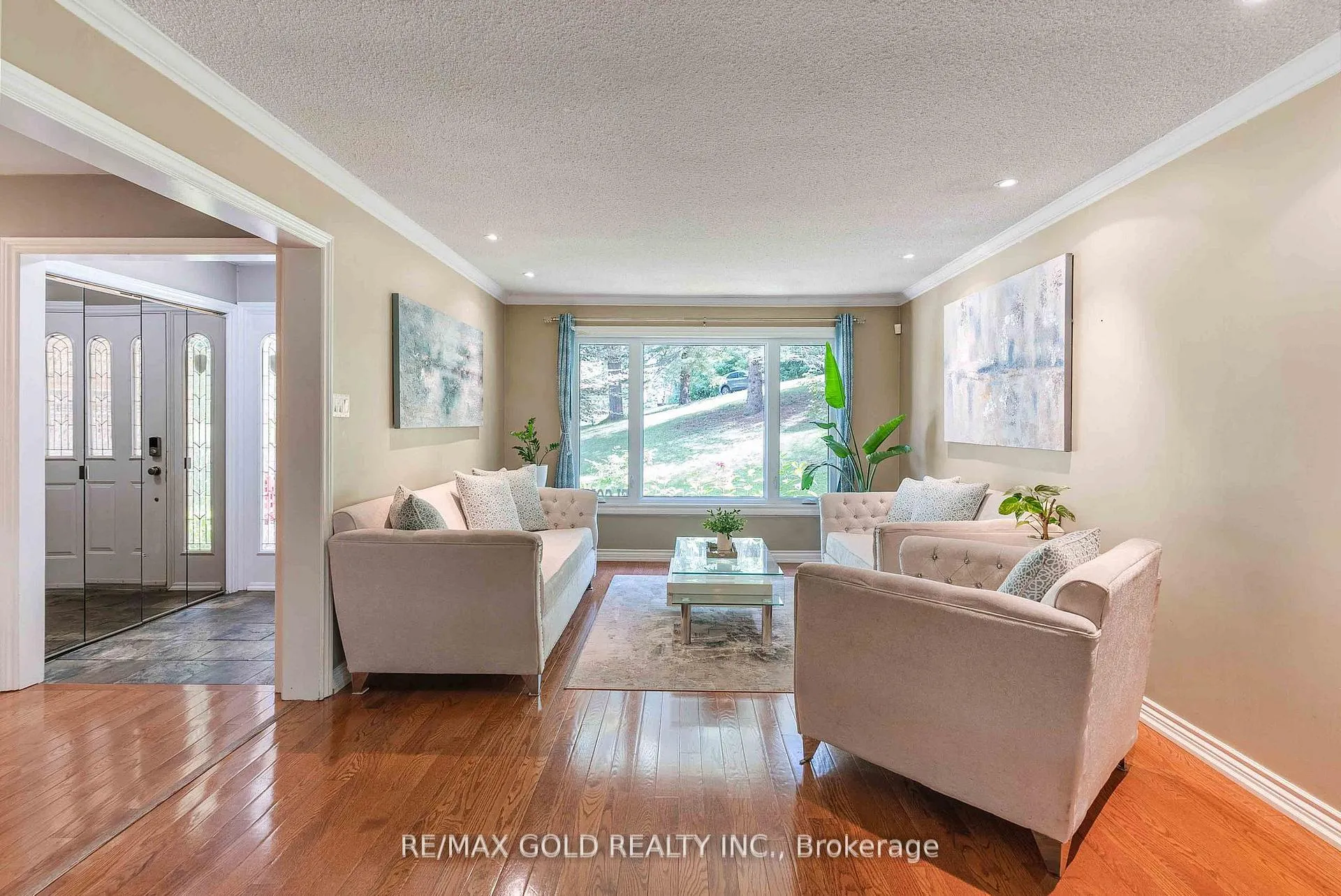 Photo 7 of 52 Palmer Circle, Caledon, Palgrave — HOMEH