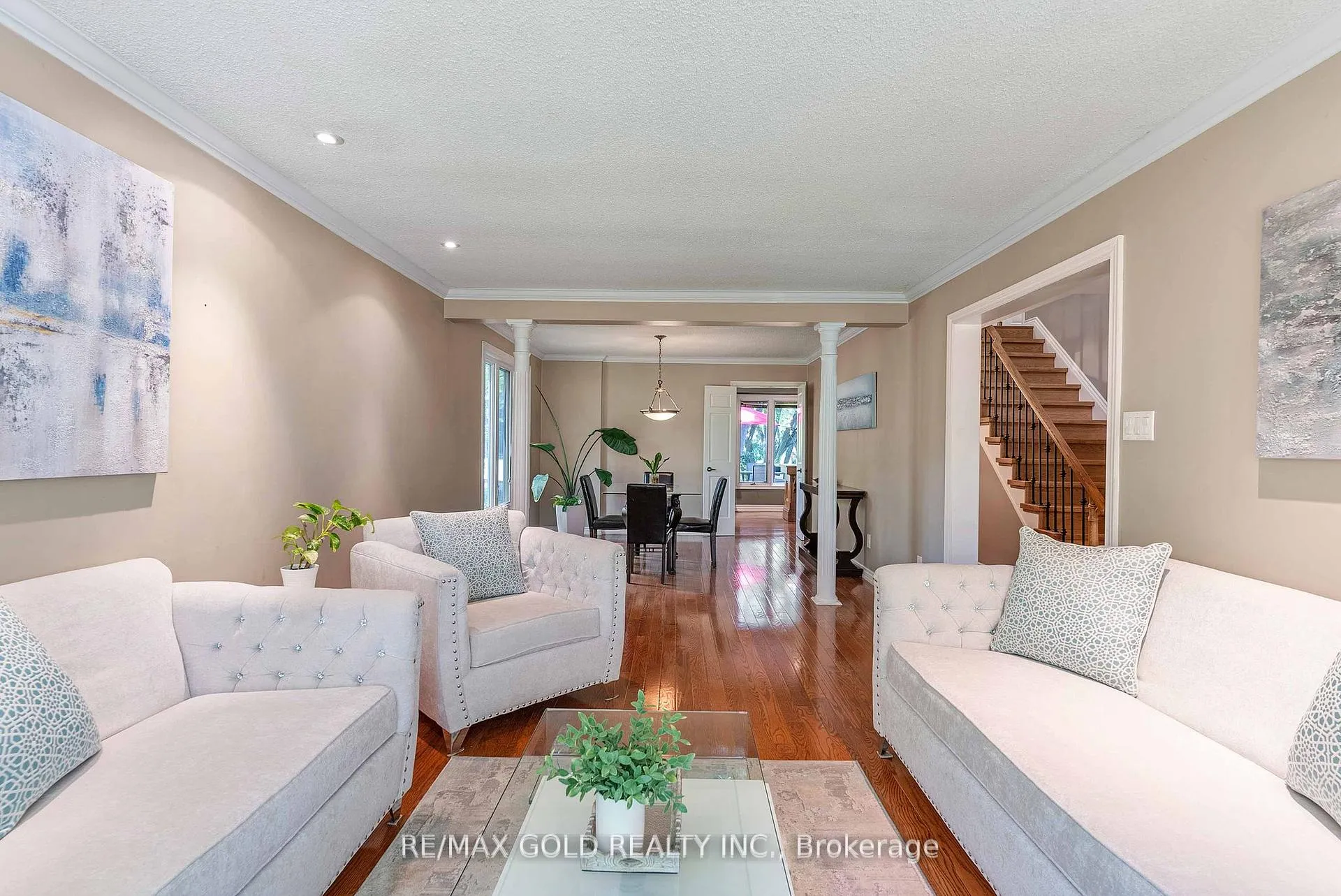 Photo 8 of 52 Palmer Circle, Caledon, Palgrave — HOMEH