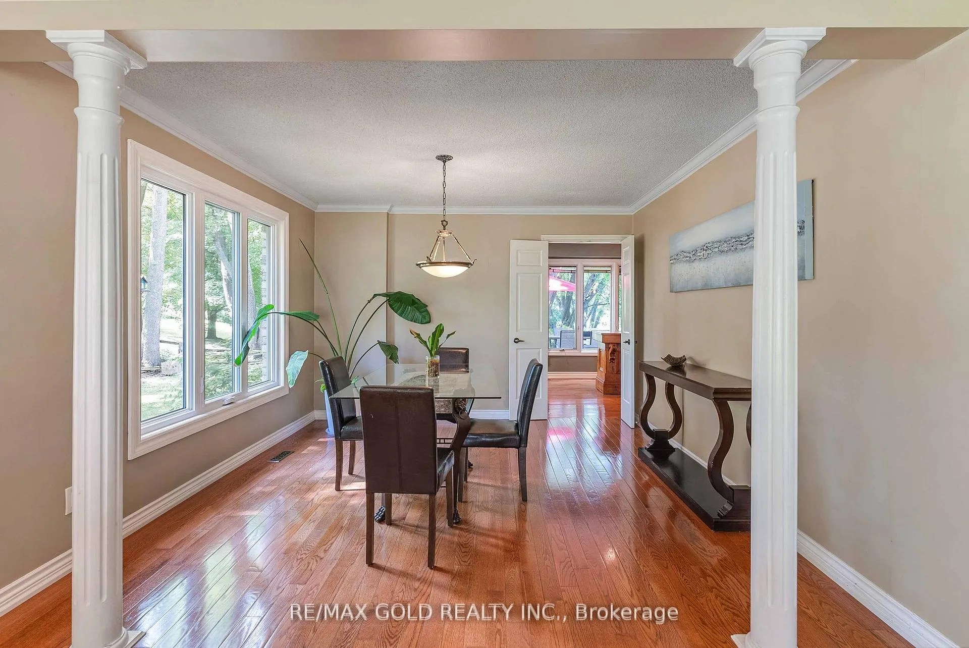 Photo 9 of 52 Palmer Circle, Caledon, Palgrave — HOMEH