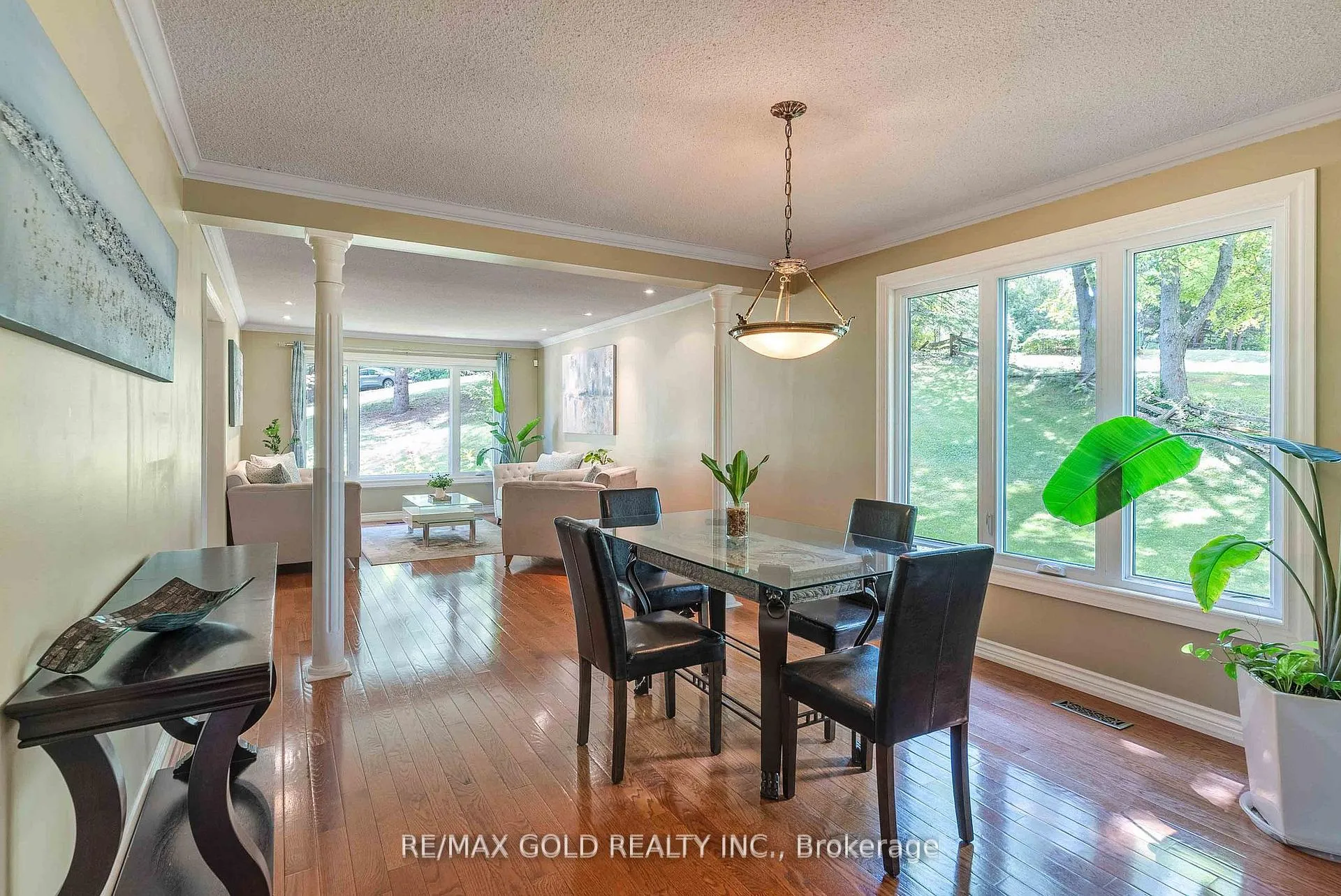 Photo 10 of 52 Palmer Circle, Caledon, Palgrave — HOMEH