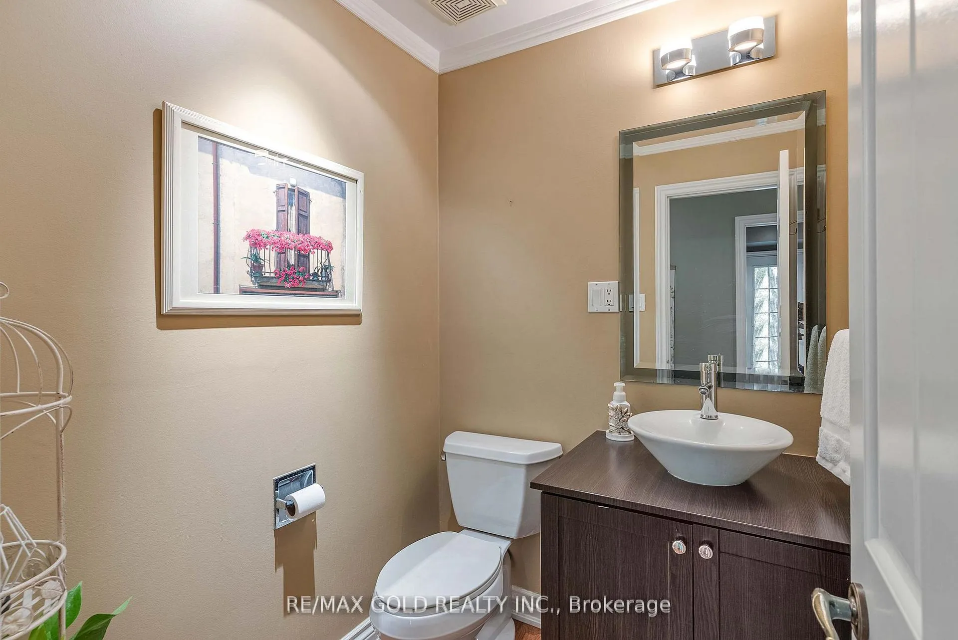 Photo 17 of 52 Palmer Circle, Caledon, Palgrave — HOMEH