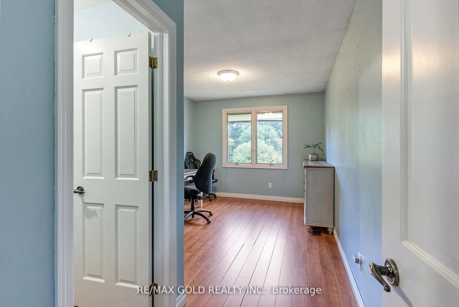 Photo 26 of 52 Palmer Circle, Caledon, Palgrave — HOMEH