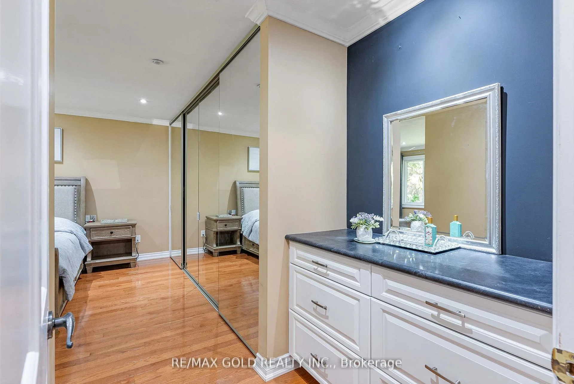 Photo 29 of 52 Palmer Circle, Caledon, Palgrave — HOMEH
