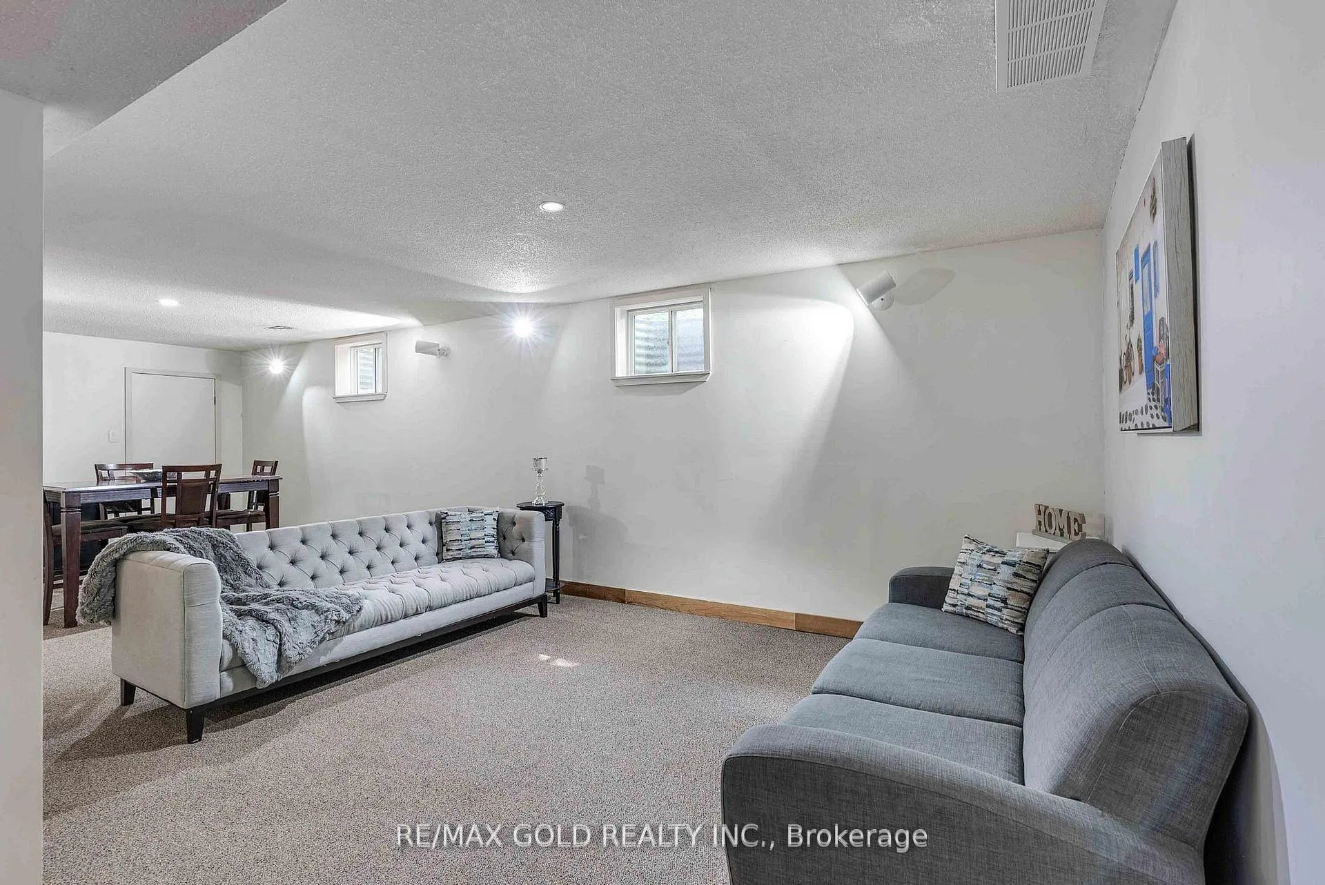 Photo 35 of 52 Palmer Circle, Caledon, Palgrave — HOMEH
