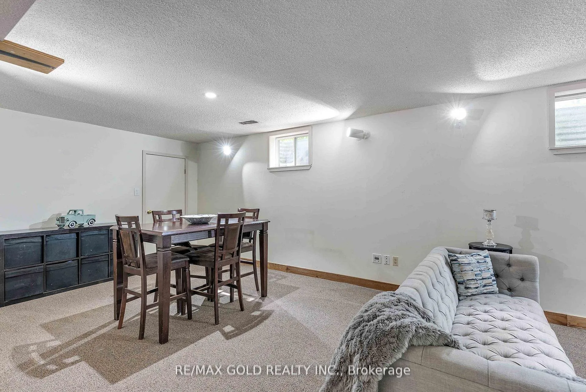 Photo 36 of 52 Palmer Circle, Caledon, Palgrave — HOMEH
