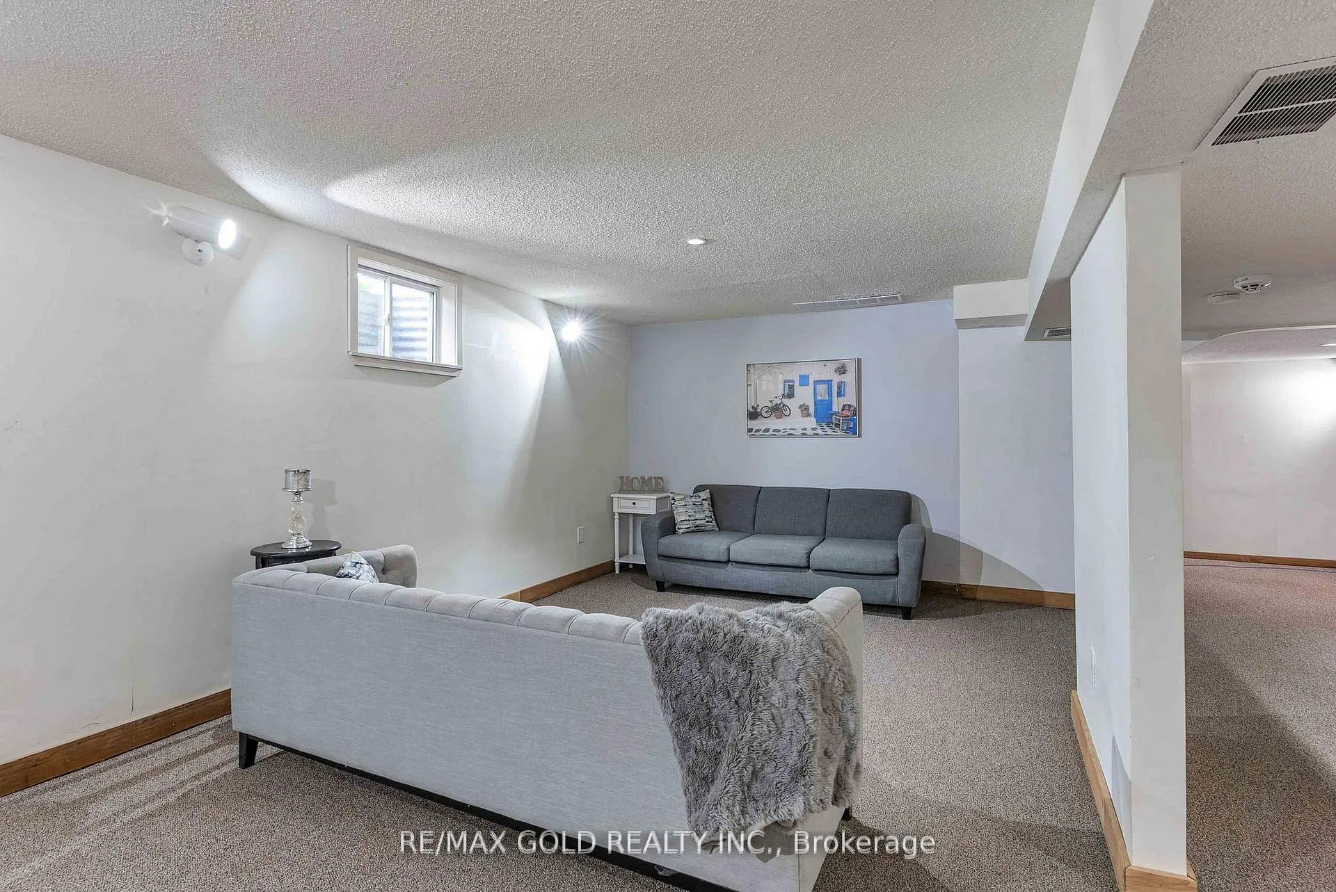 Photo 38 of 52 Palmer Circle, Caledon, Palgrave — HOMEH