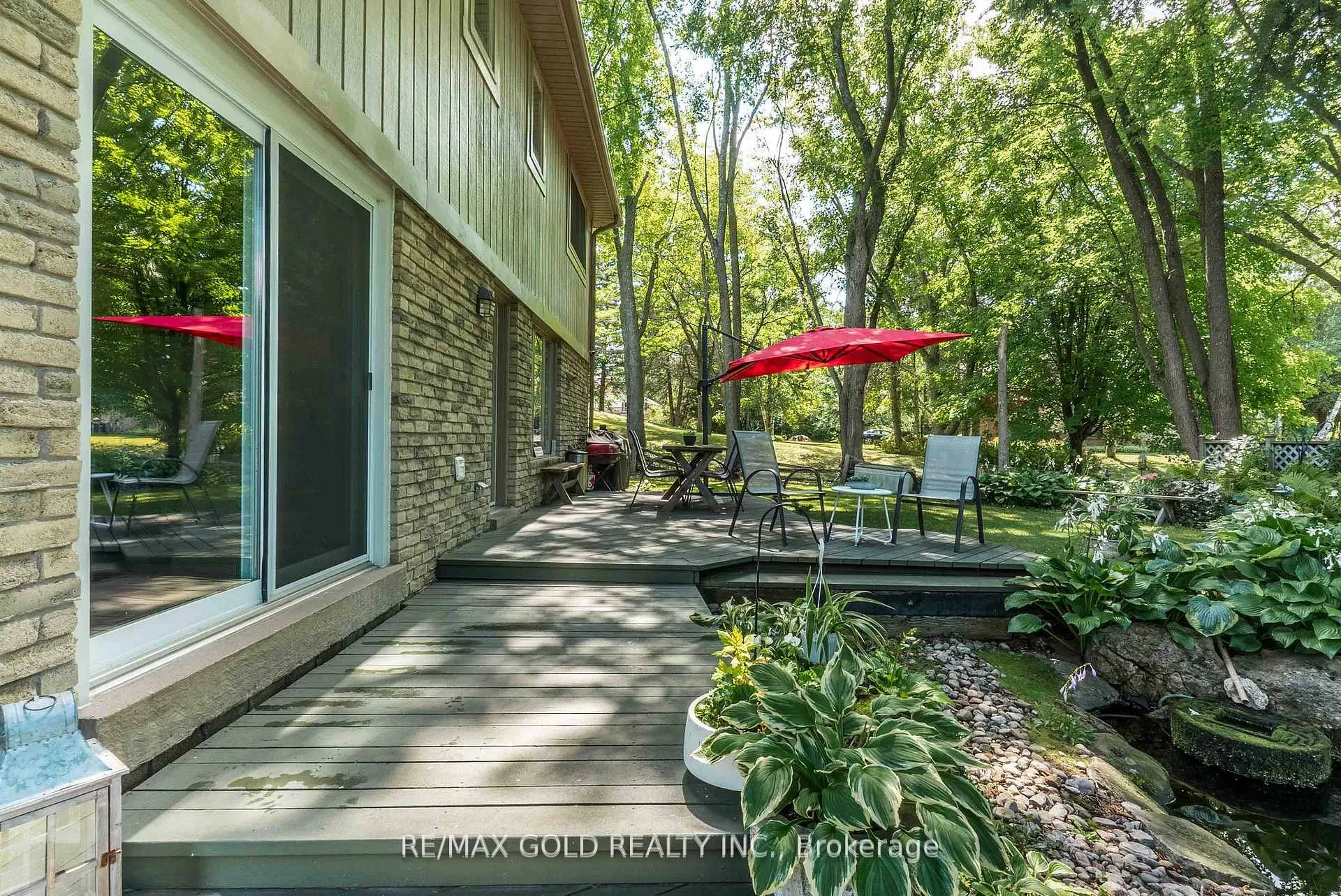 Photo 42 of 52 Palmer Circle, Caledon, Palgrave — HOMEH
