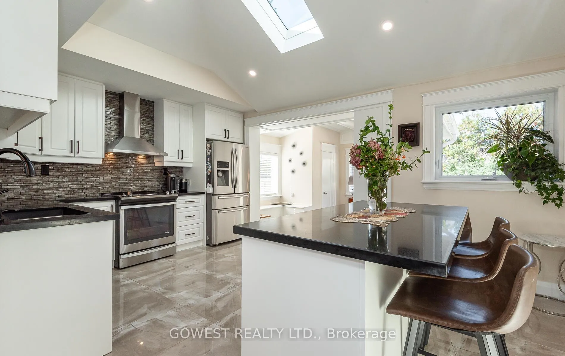 Photo 20 of 2670 Embleton Road, Brampton, Huttonville — HOMEH