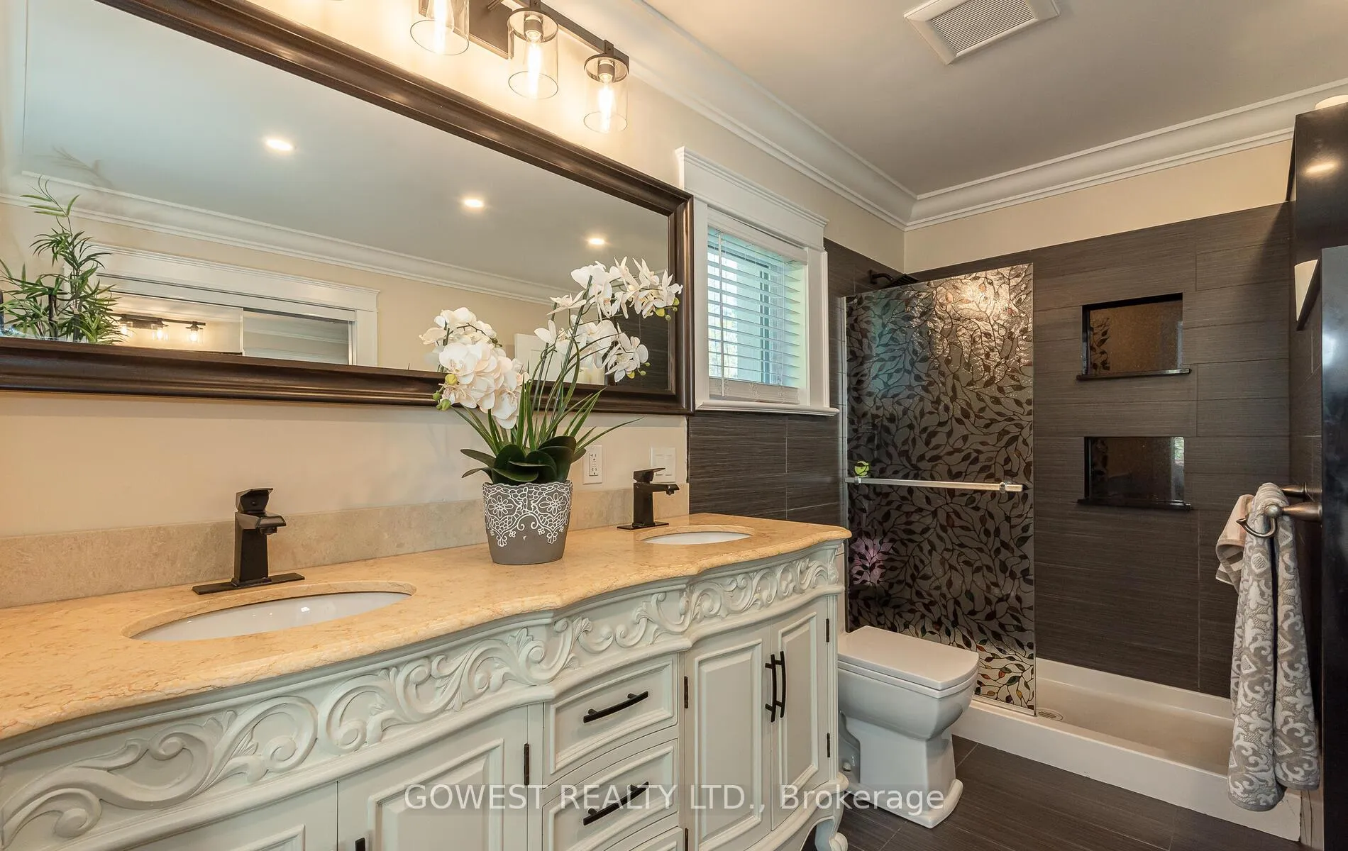 Photo 32 of 2670 Embleton Road, Brampton, Huttonville — HOMEH