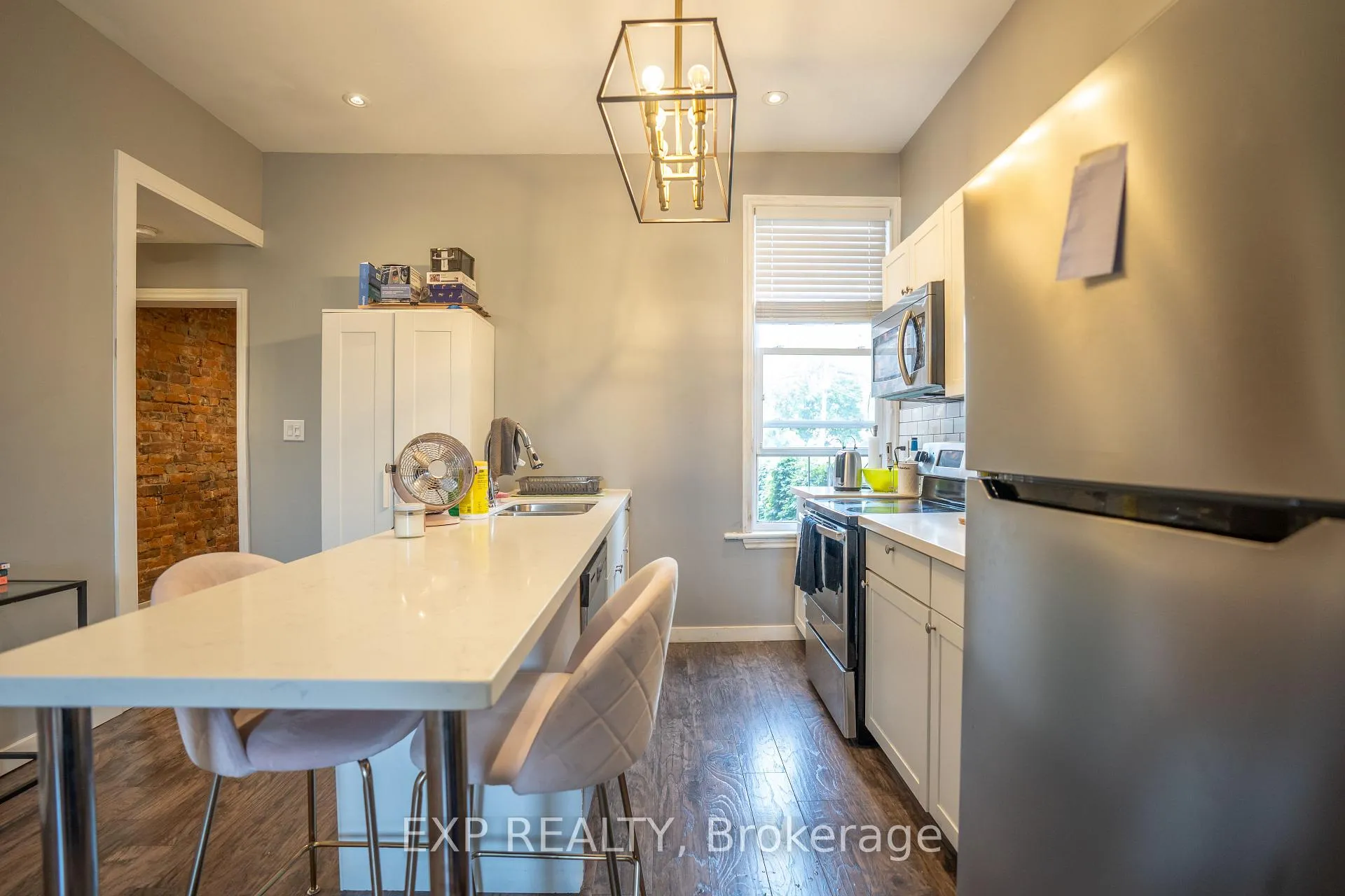 Photo 5 of 165 Emerald Street N, Hamilton, Landsdale — HOMEH