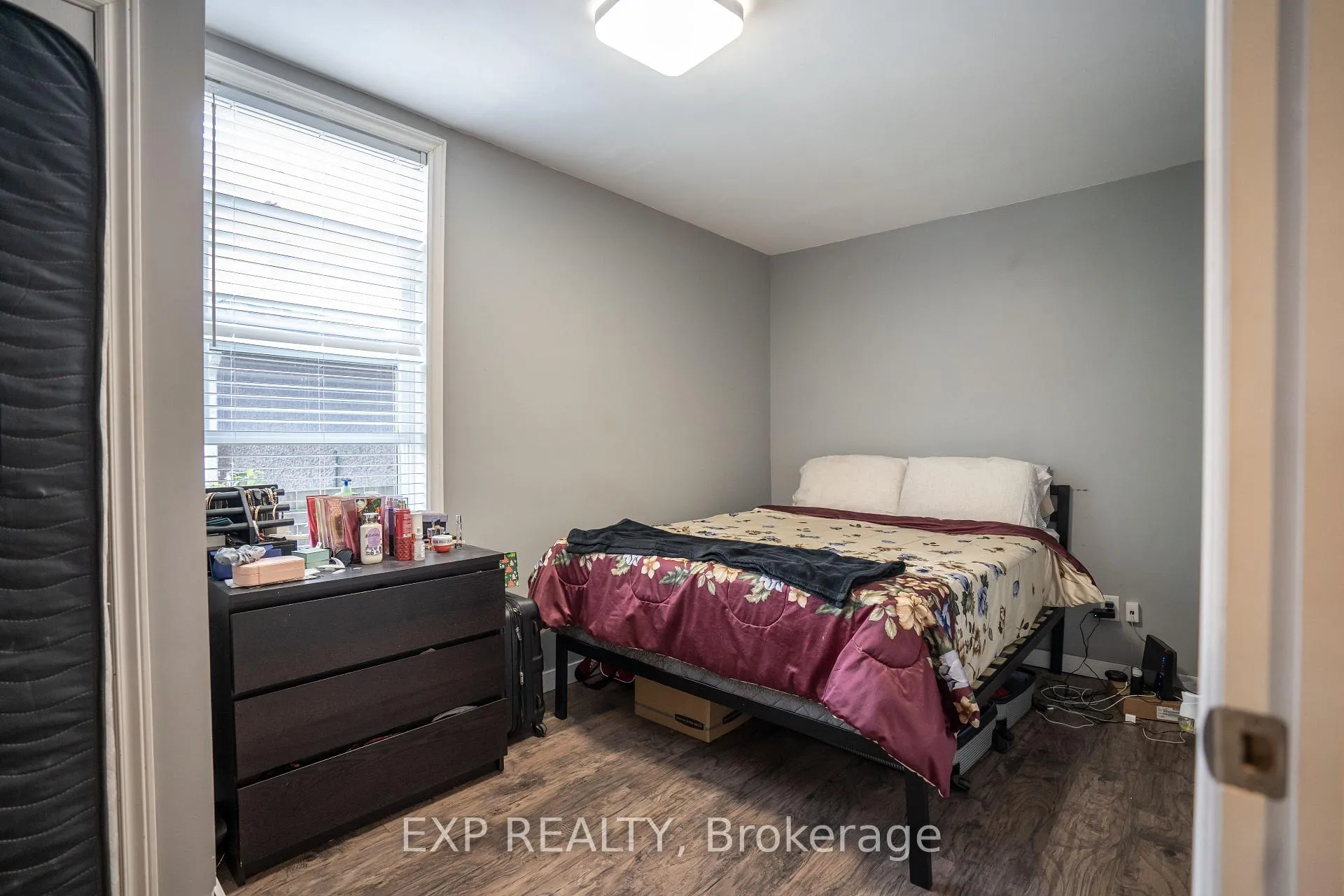 Photo 9 of 165 Emerald Street N, Hamilton, Landsdale — HOMEH