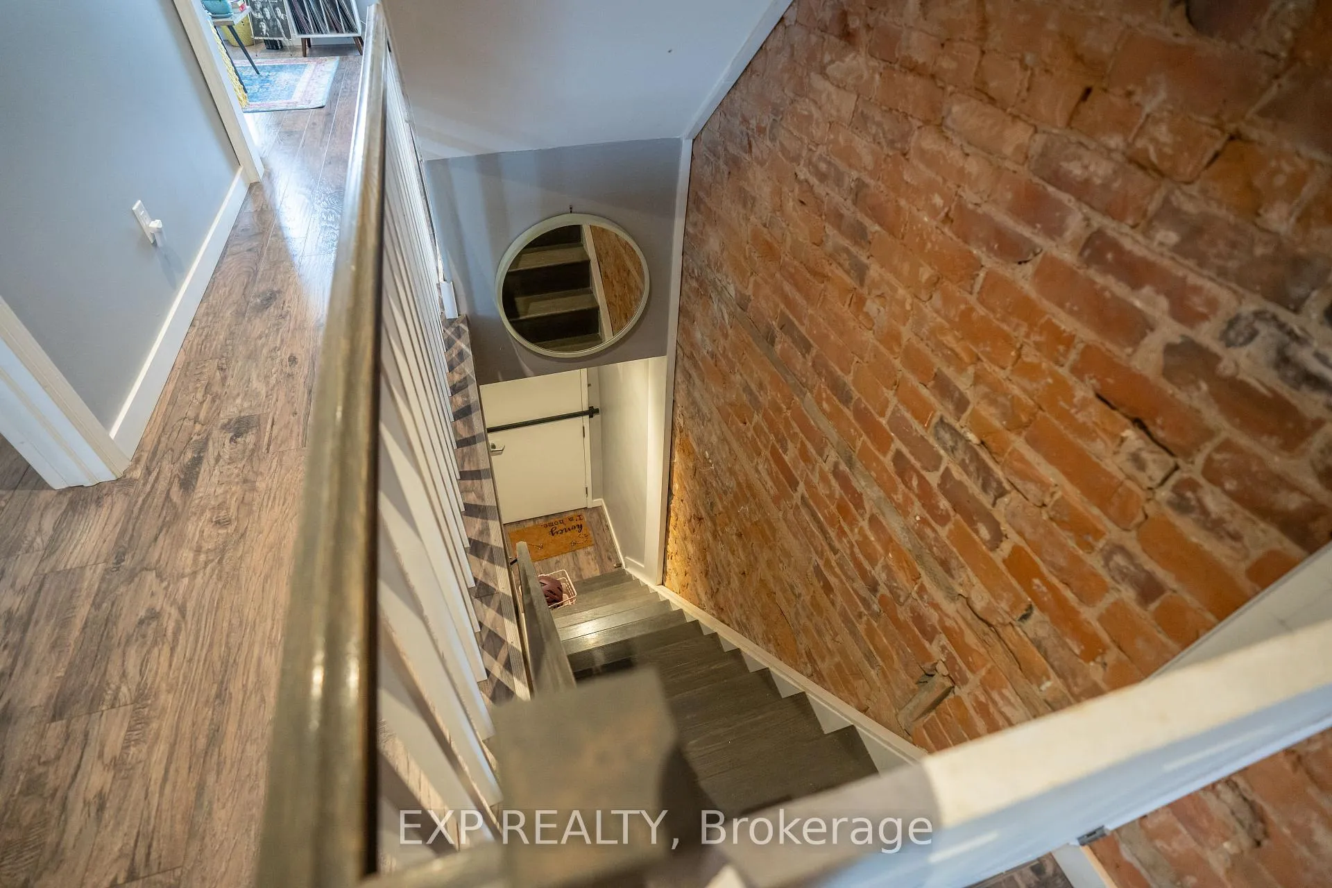 Photo 15 of 165 Emerald Street N, Hamilton, Landsdale — HOMEH