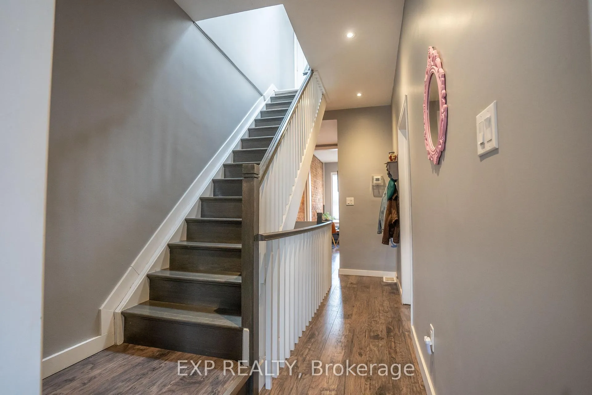 Photo 27 of 165 Emerald Street N, Hamilton, Landsdale — HOMEH
