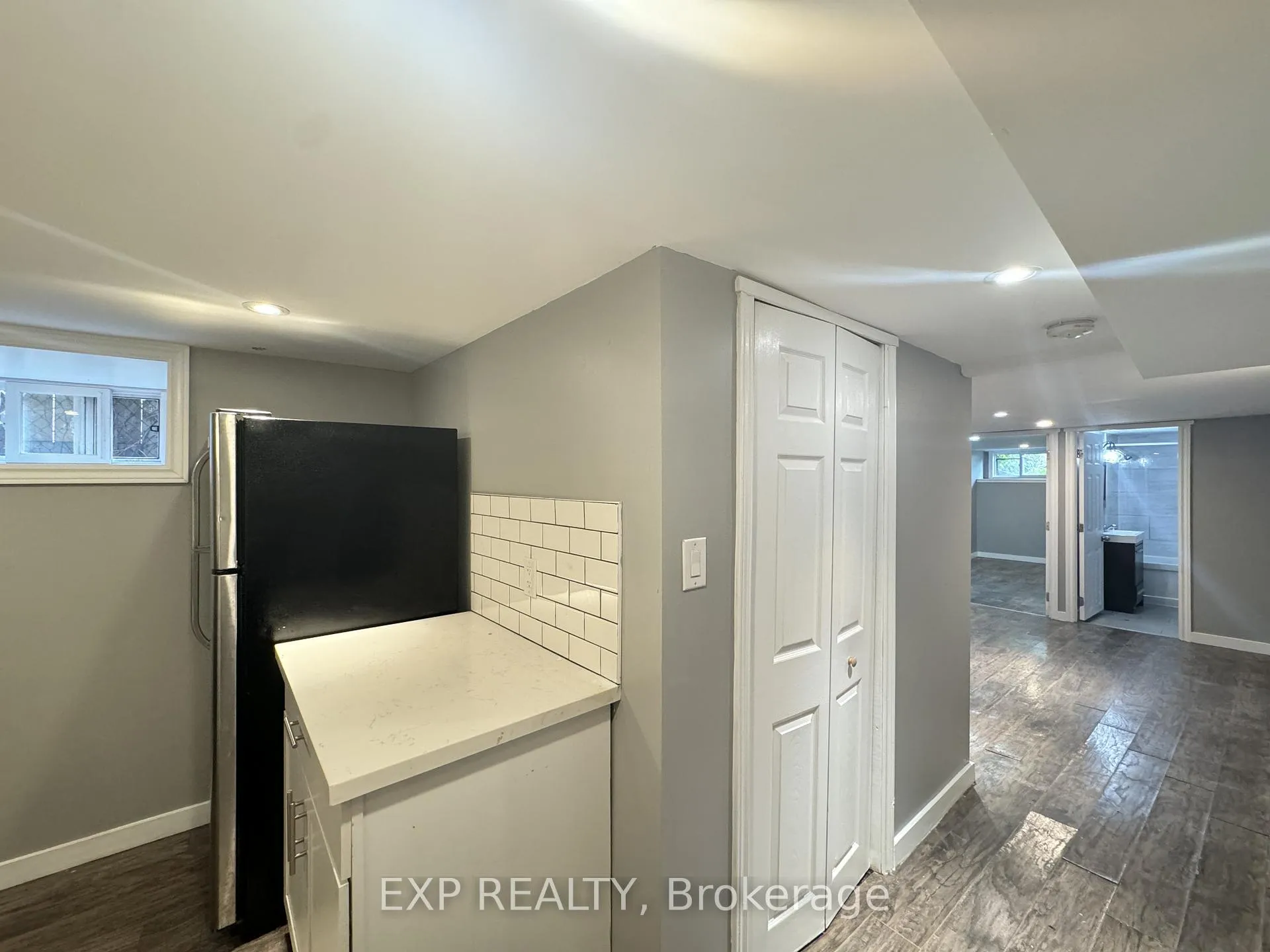 Photo 43 of 165 Emerald Street N, Hamilton, Landsdale — HOMEH