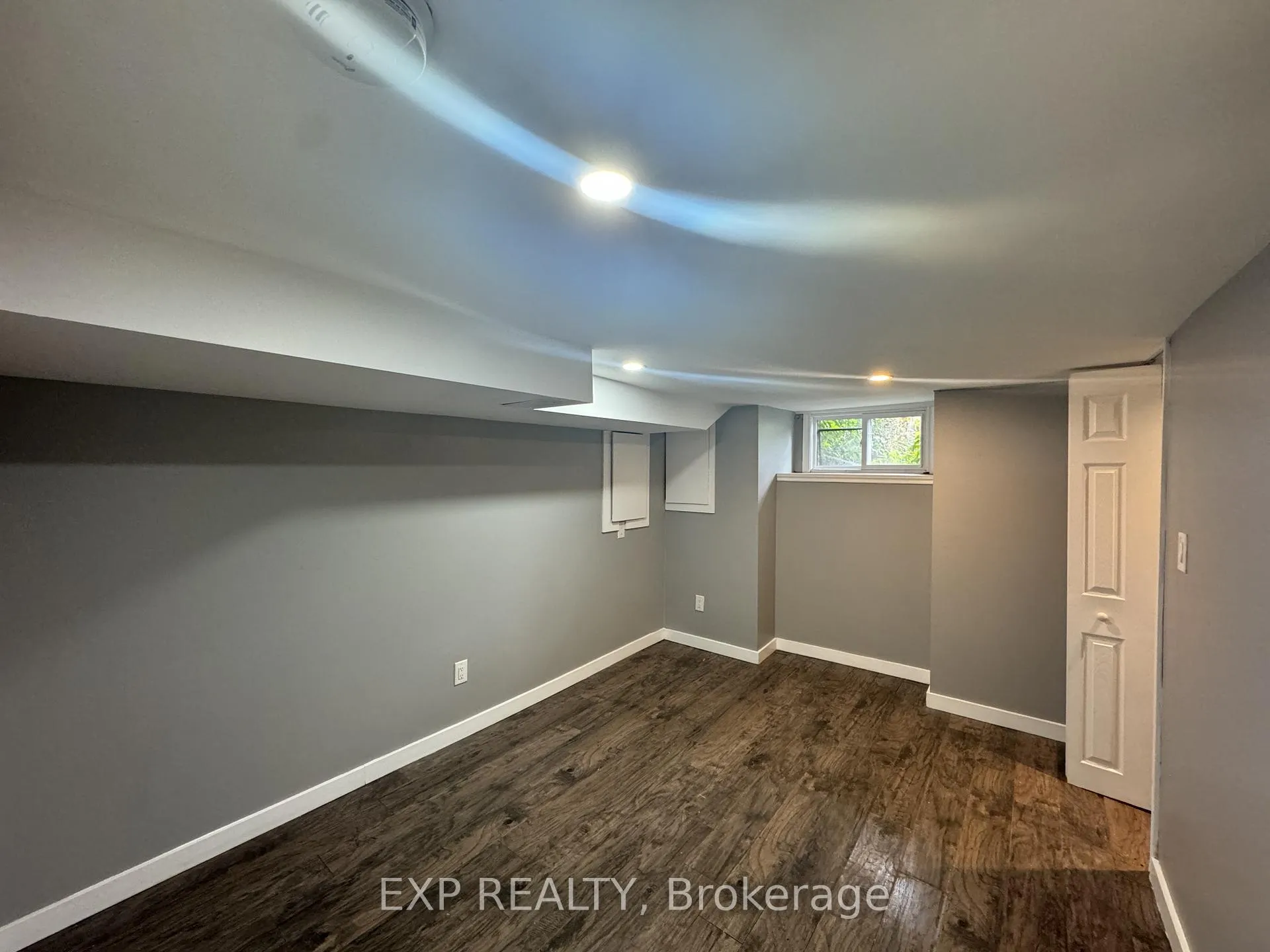 Photo 45 of 165 Emerald Street N, Hamilton, Landsdale — HOMEH