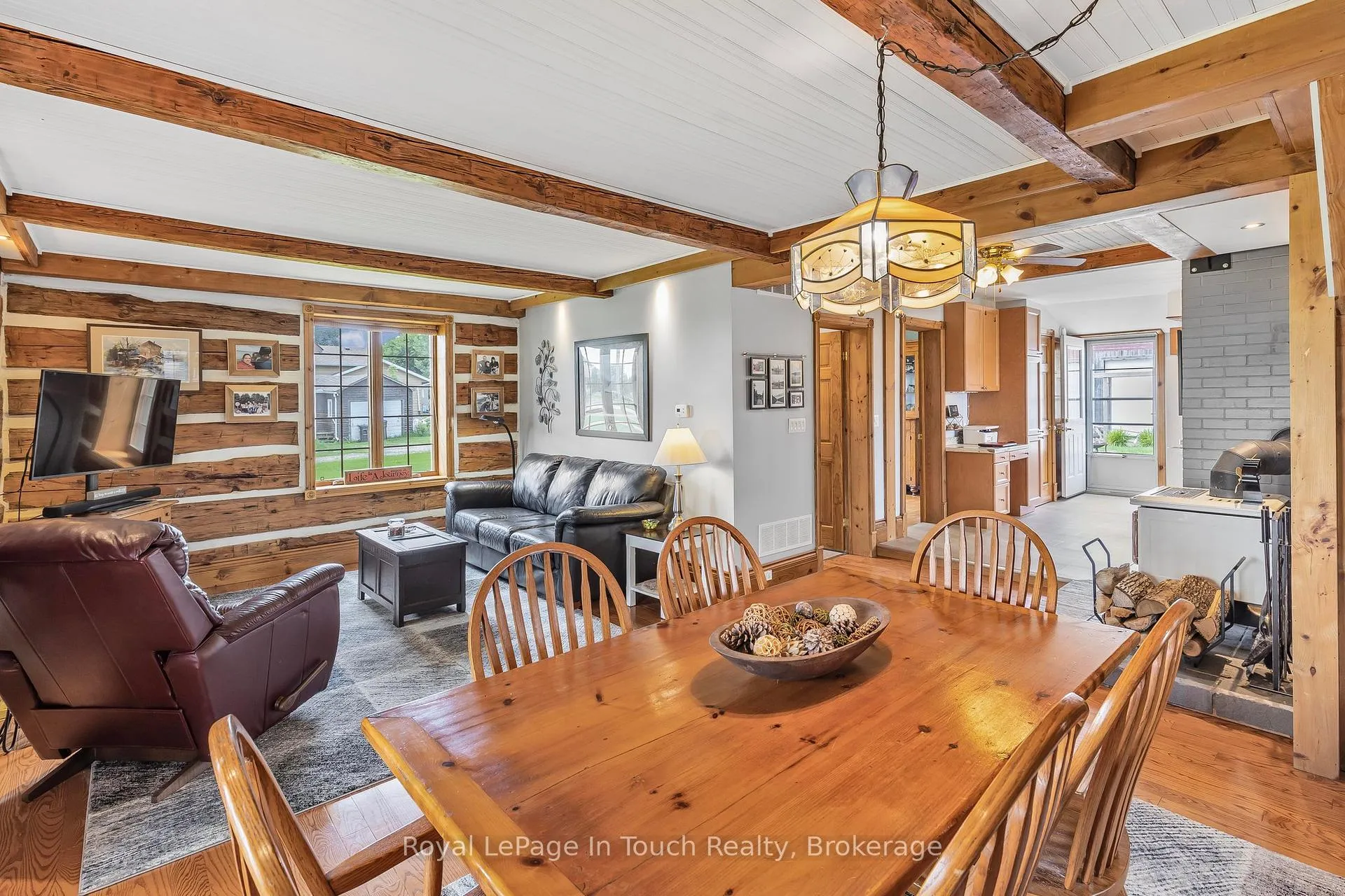 Photo 11 of 290 Lafontaine Road W, Tiny, Rural Tiny — HOMEH