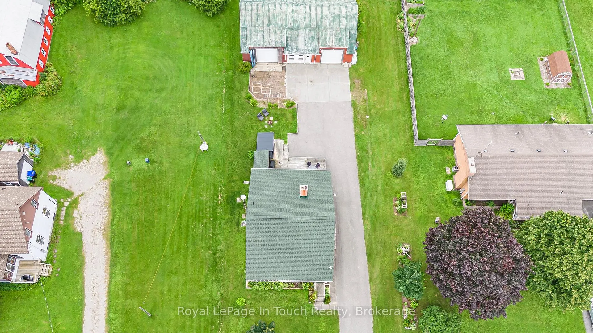 Photo 27 of 290 Lafontaine Road W, Tiny, Rural Tiny — HOMEH